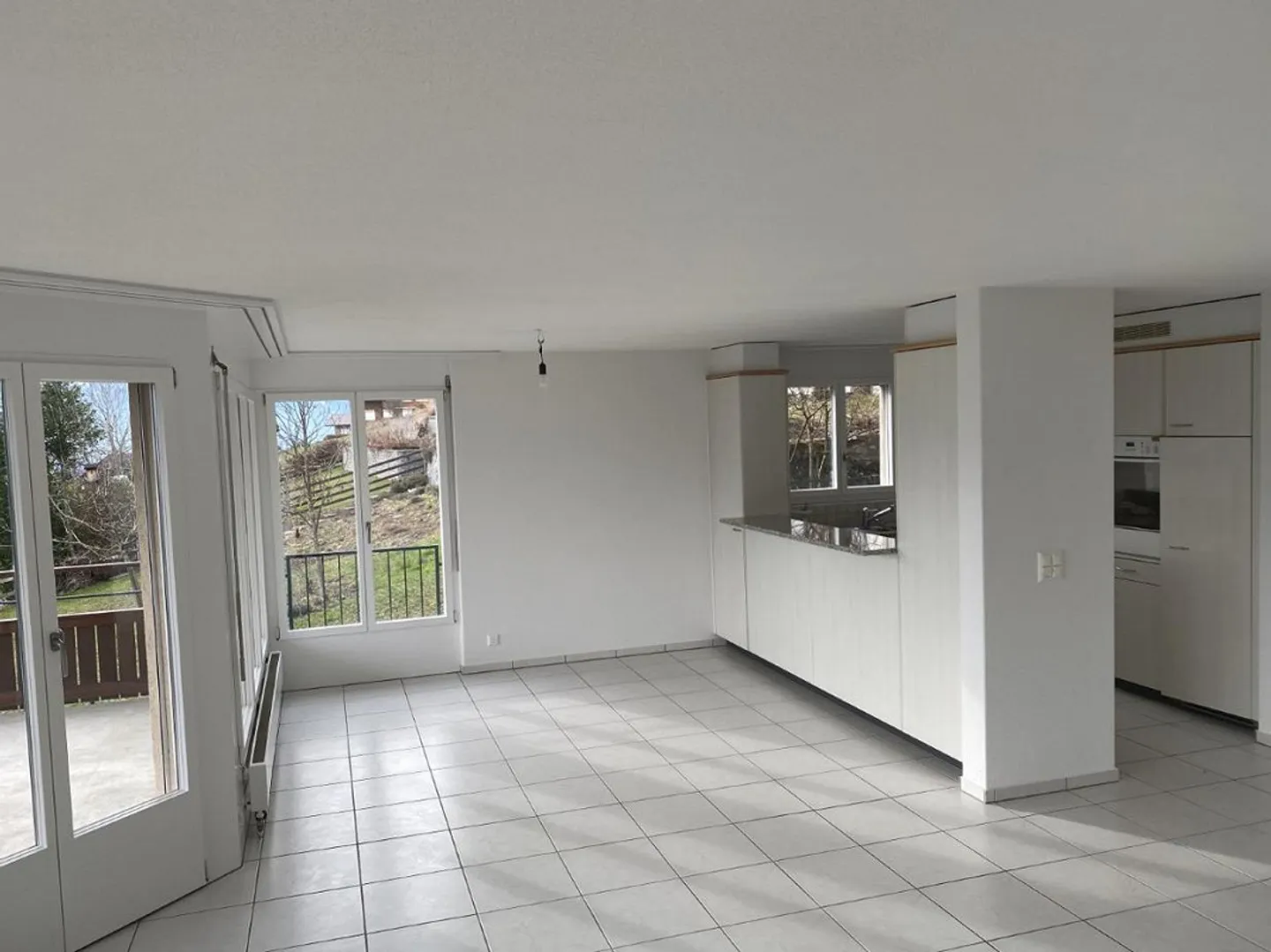 Geräumige Wohnung mit Seeblick - Foto 4 von 12