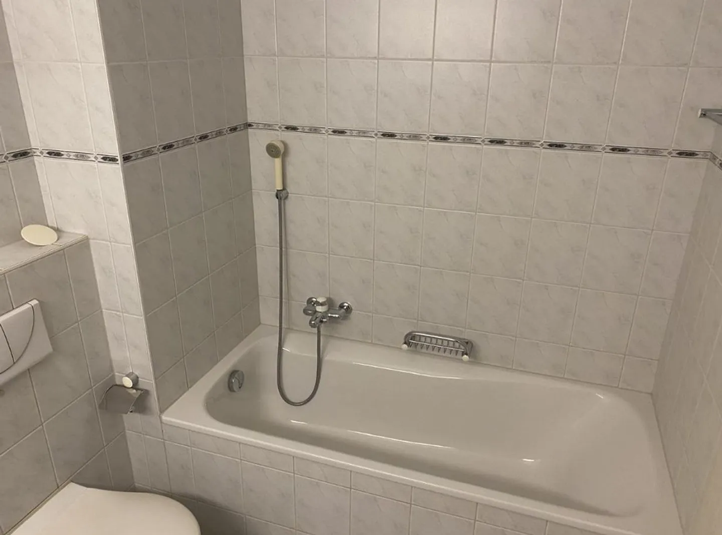 Geräumige Wohnung mit Seeblick - Foto 9 von 12
