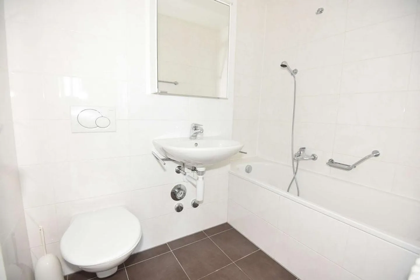 Quartiere Beaulieu, bel appartamento di 2 stanze - Foto 9 di 10