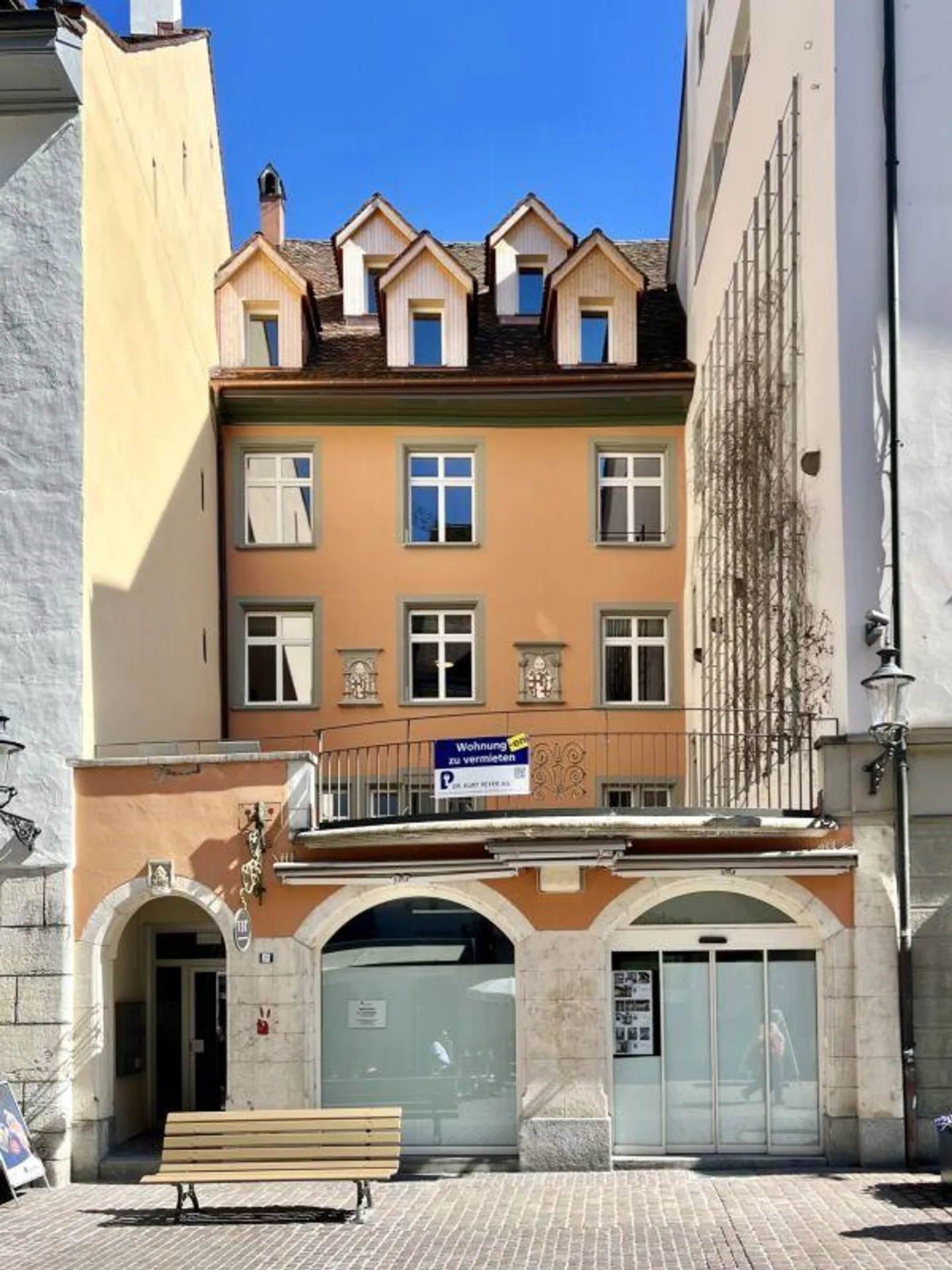 Vista affascinante Prima locazione di un nuovo appartamento di 4,5 stanze in città - Foto 9 di 9