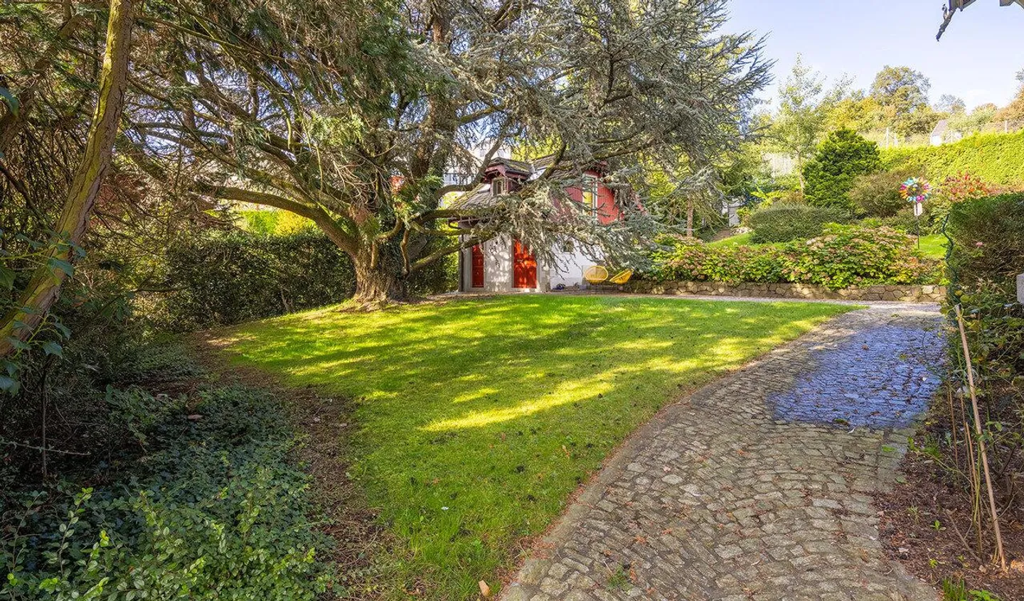 Imponente Villa Storica con Parco Ben Curato - Foto 11 di 12
