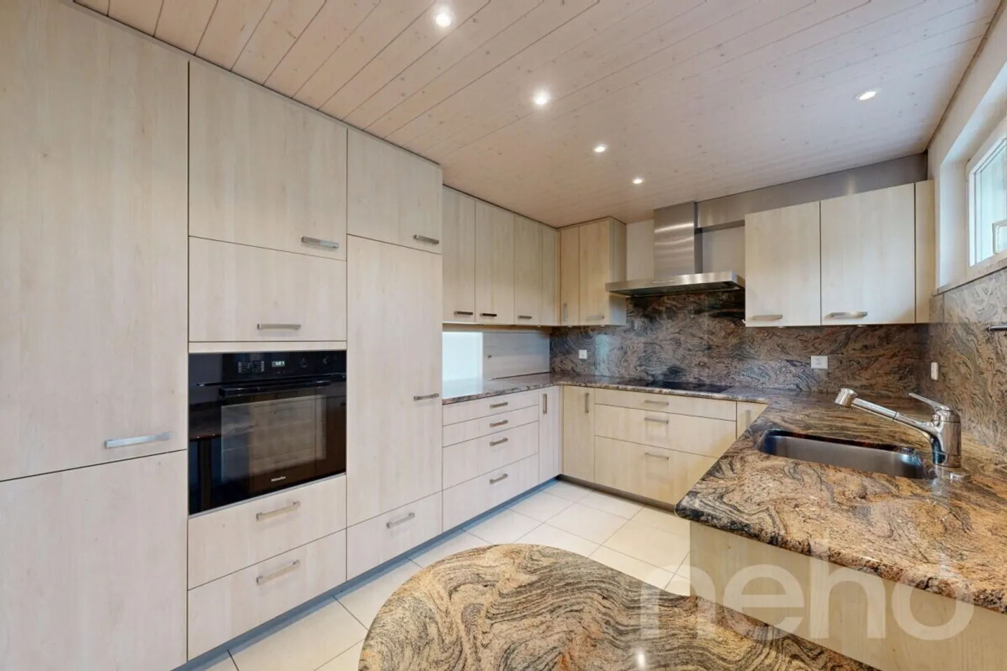 Charmantes Reihenhaus mit Garten - Foto 10 von 13