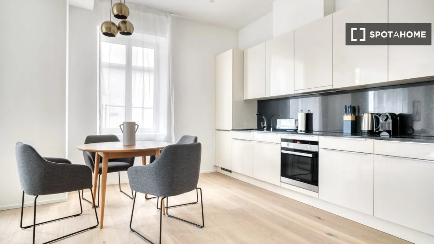 Wohnung mieten - Foto 3 von 14