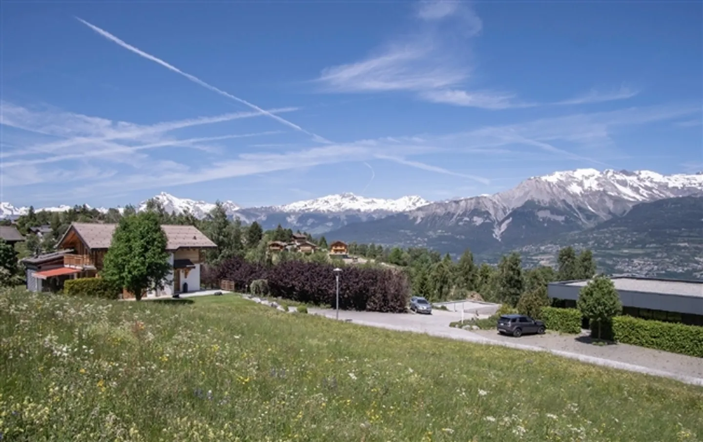 «Umweltfreundliches und avantgardistisches Chalet mit LUCIDO-Fassaden!» - Foto 11 von 12