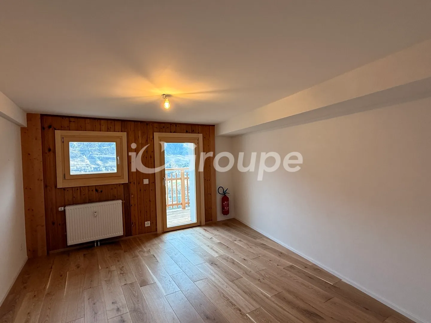 Excellente appartement à louer à Corin-de-la-Crête. - Photo 3 sur 10