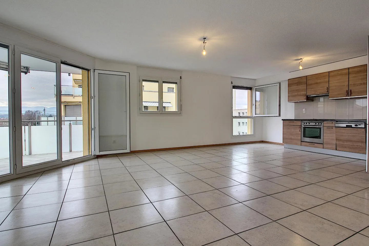 Appartamento 4.5 stanze - Foto 3 di 13