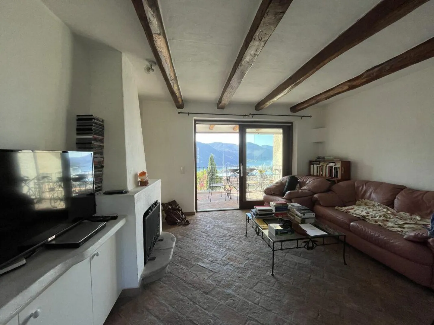 Jolie petite maison avec vue imprenable sur le lac - Photo 5 sur 6