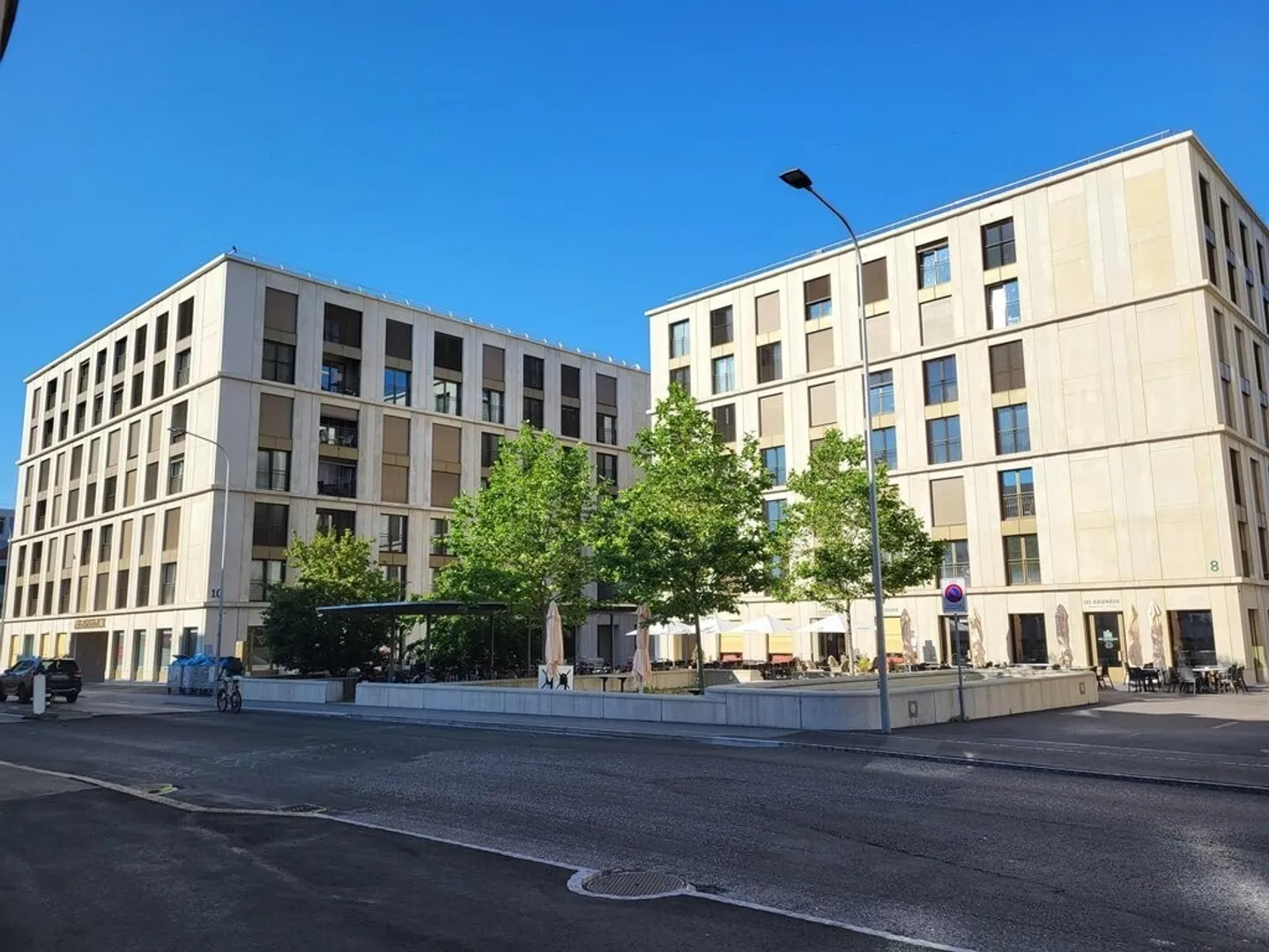 To seize! Magnificent furnished accommodation just steps from the CFF train station! - Photo 1 of 4