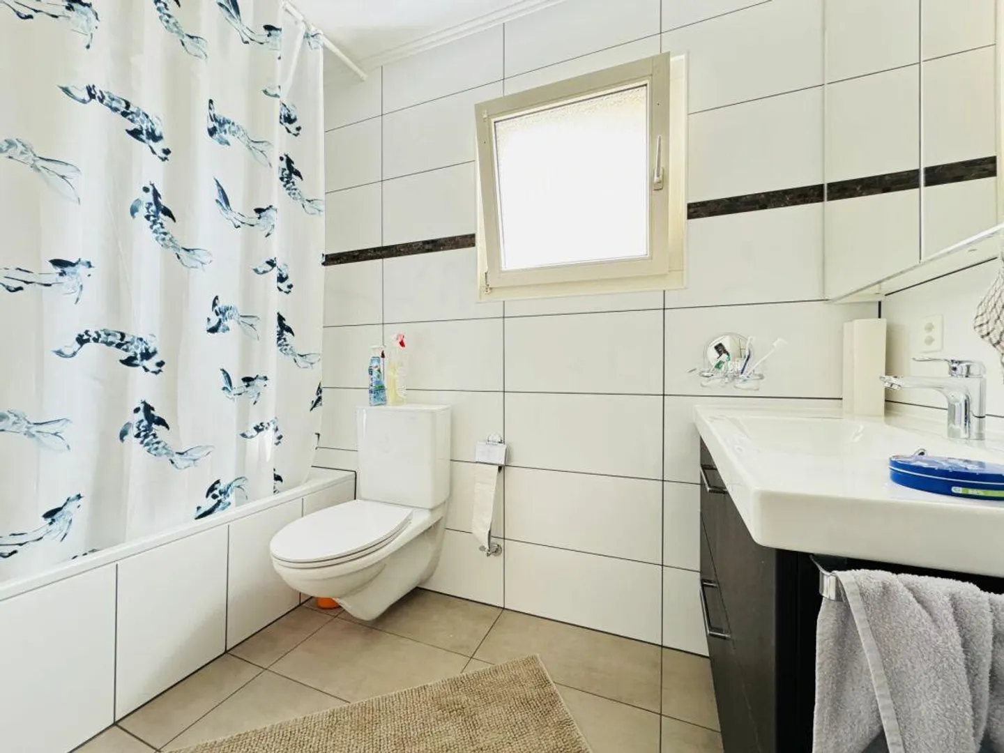 Maison semi-détachée attrayante de 6,5 pièces - Photo 7 sur 12