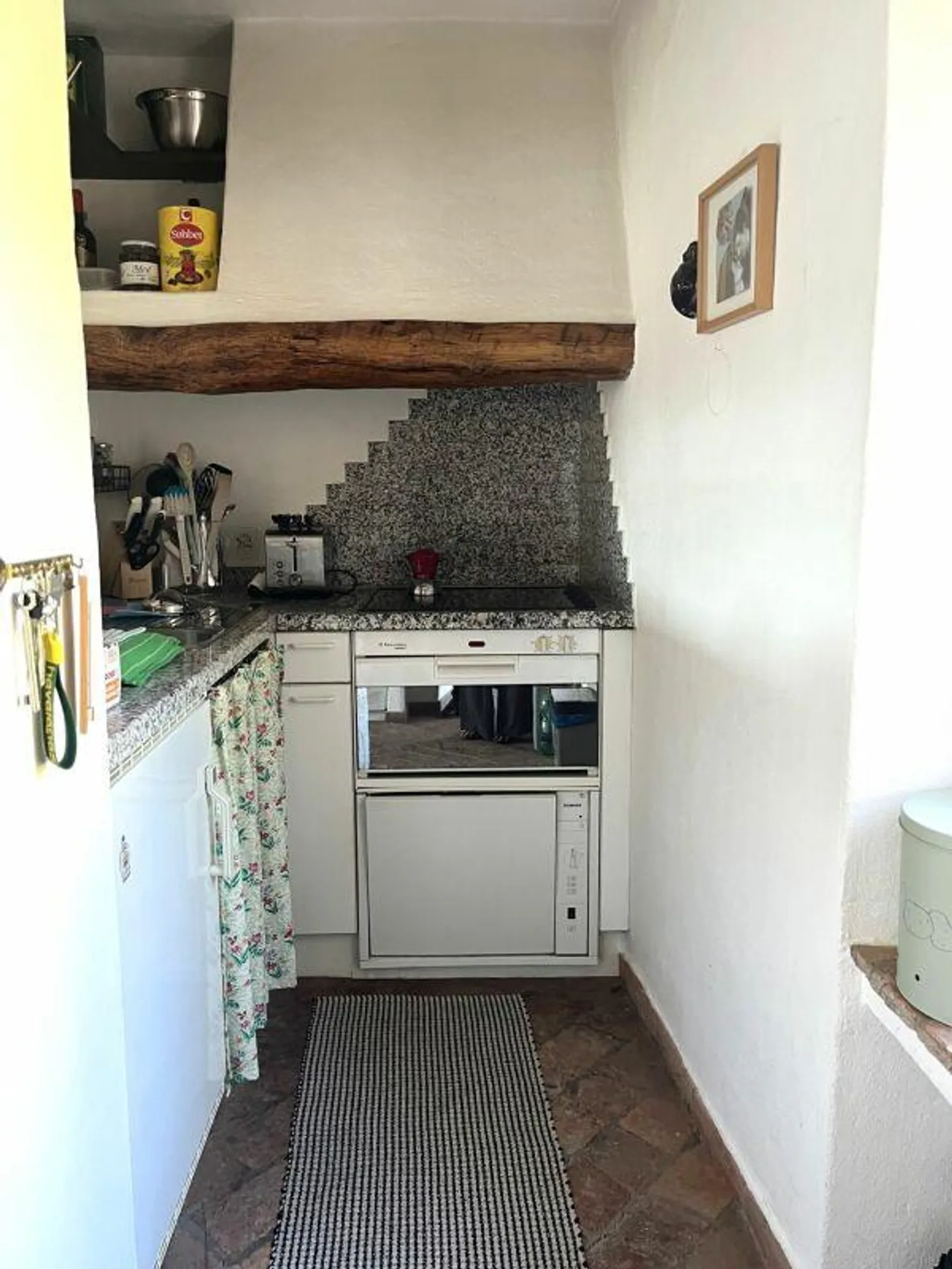 Jolie petite maison avec vue imprenable sur le lac - Photo 3 sur 6