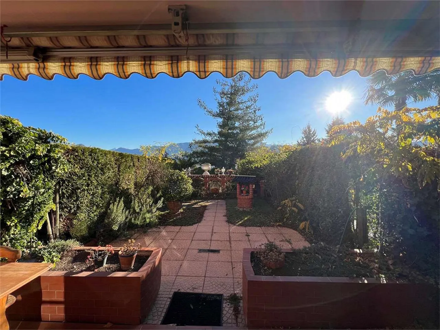 Mediterrane Reihenhaus - Foto 4 von 13