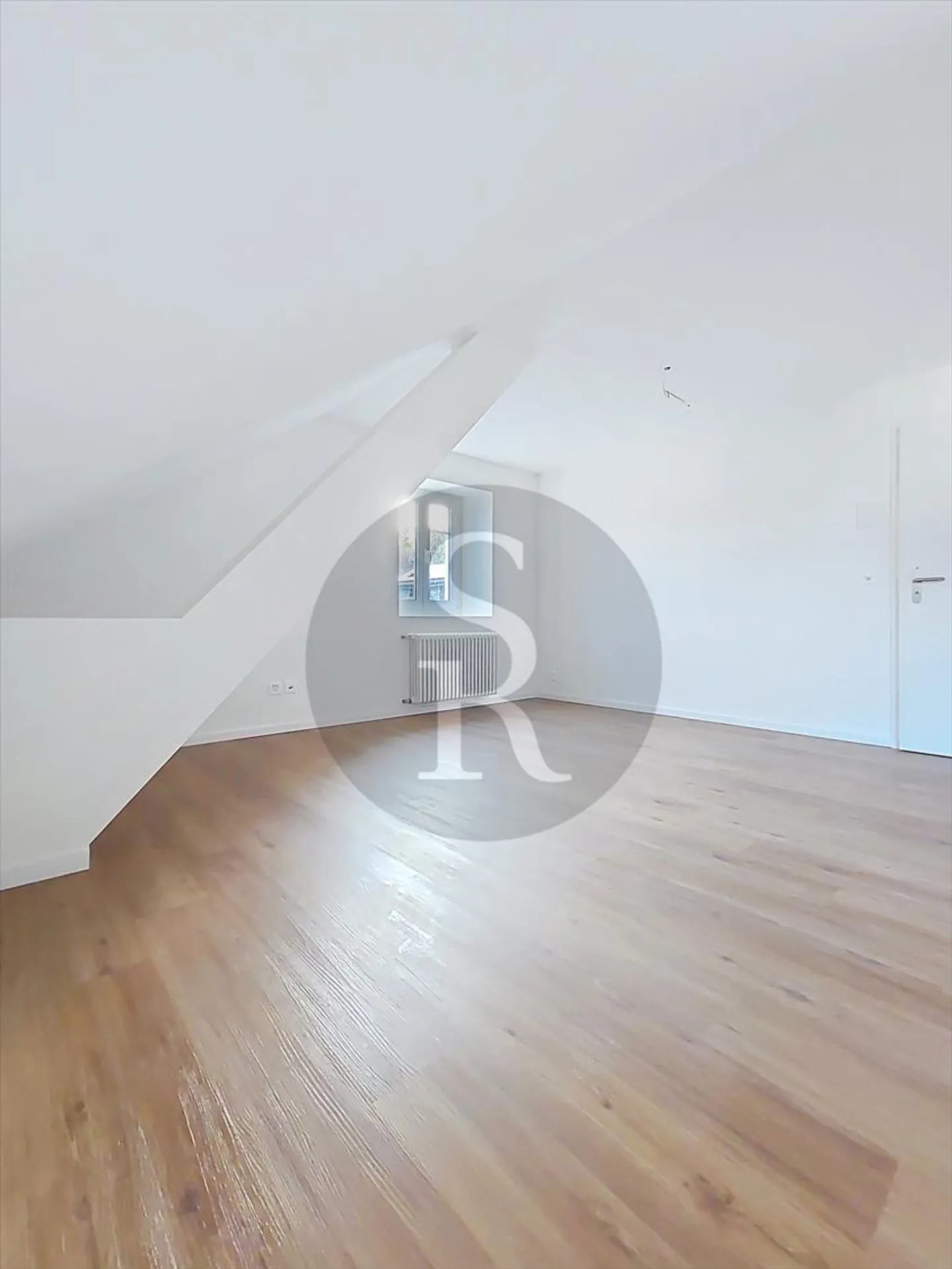 Appartement 1.5 pièces - Photo 2 sur 5