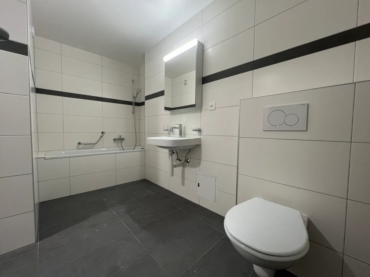 Appartamento 3 Locali Incantevole - Foto 7 di 7