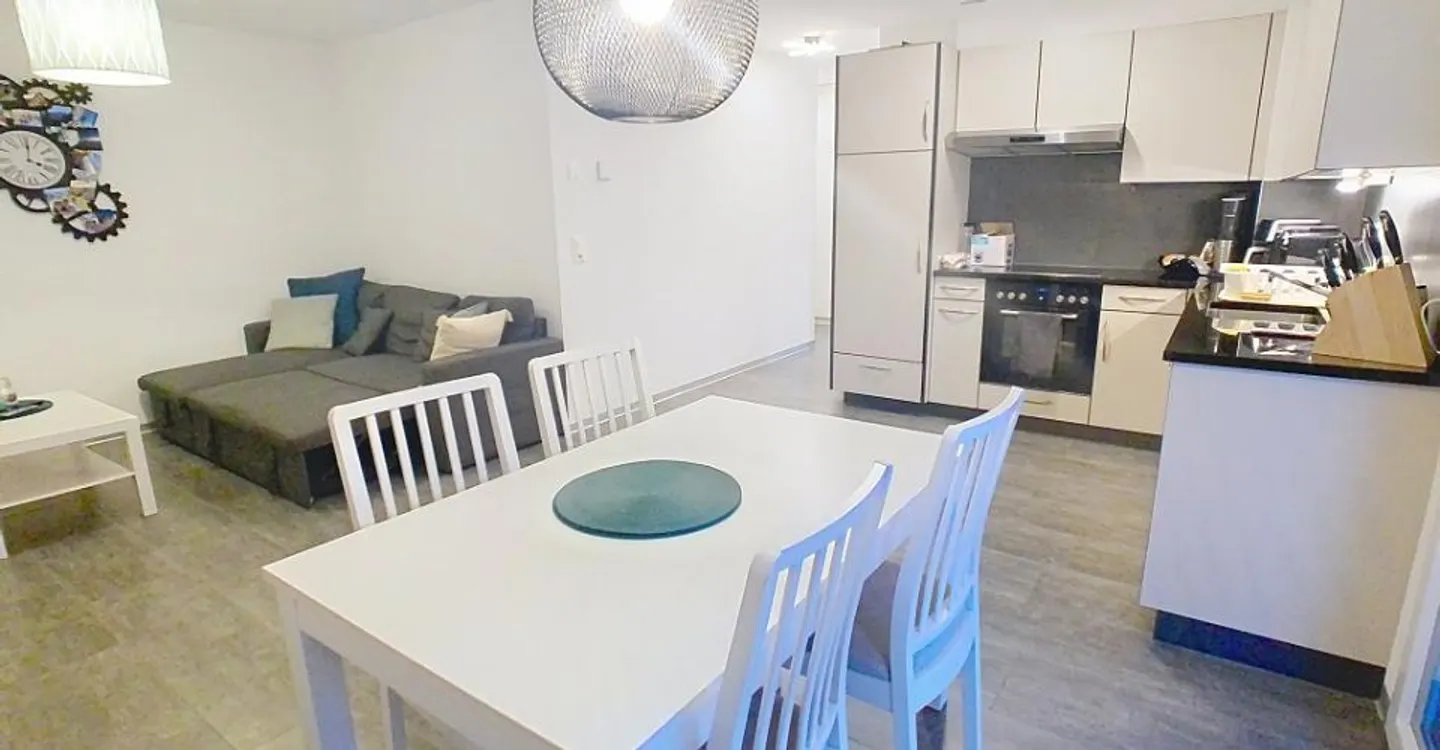 Modern 3.5-room apartment on the 1st floor with large balcony - Photo 1 of 3