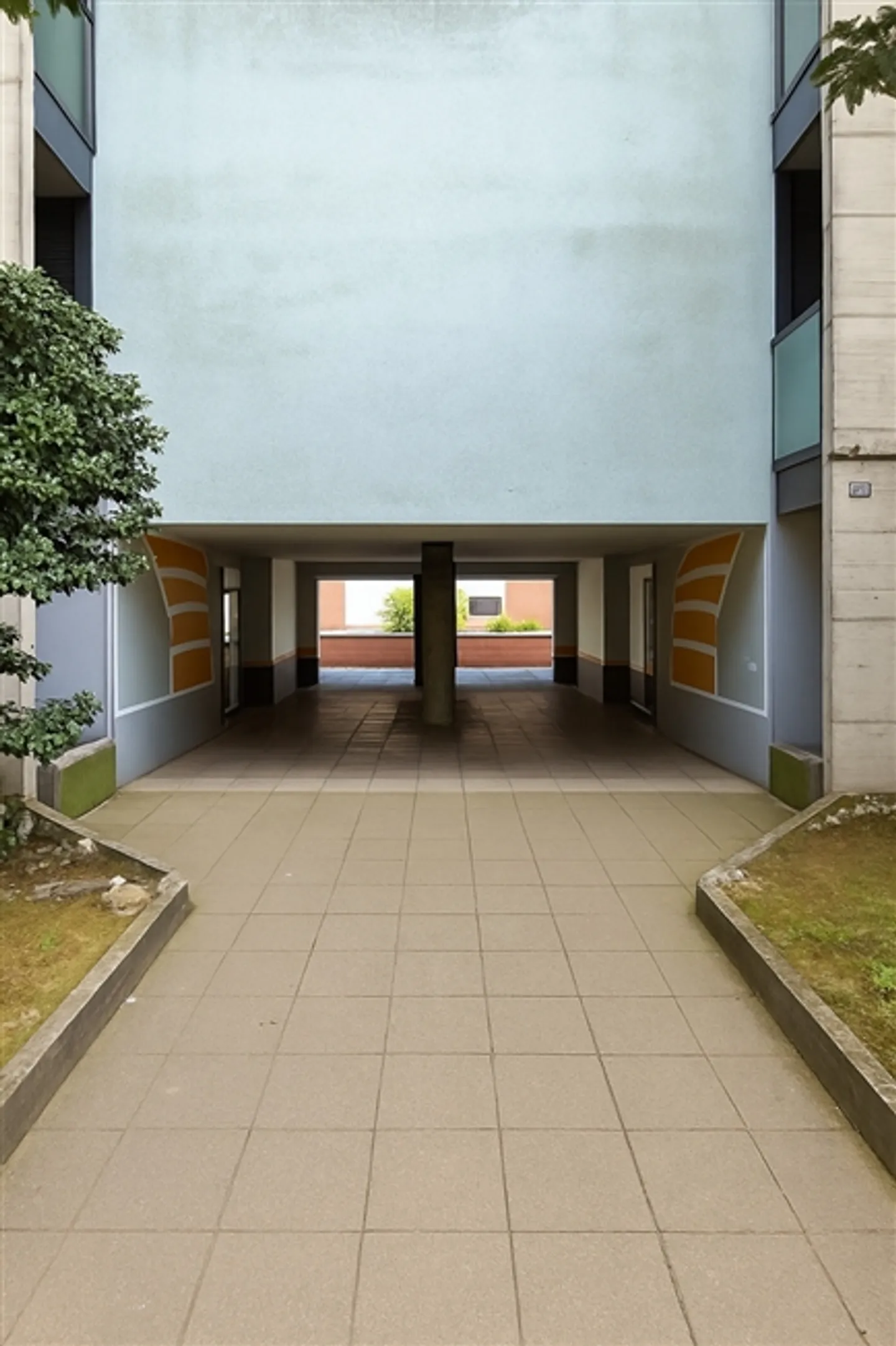 MINUSIO - Vendiamo un immobile a reddito in una zona strategica - Foto 5 di 8