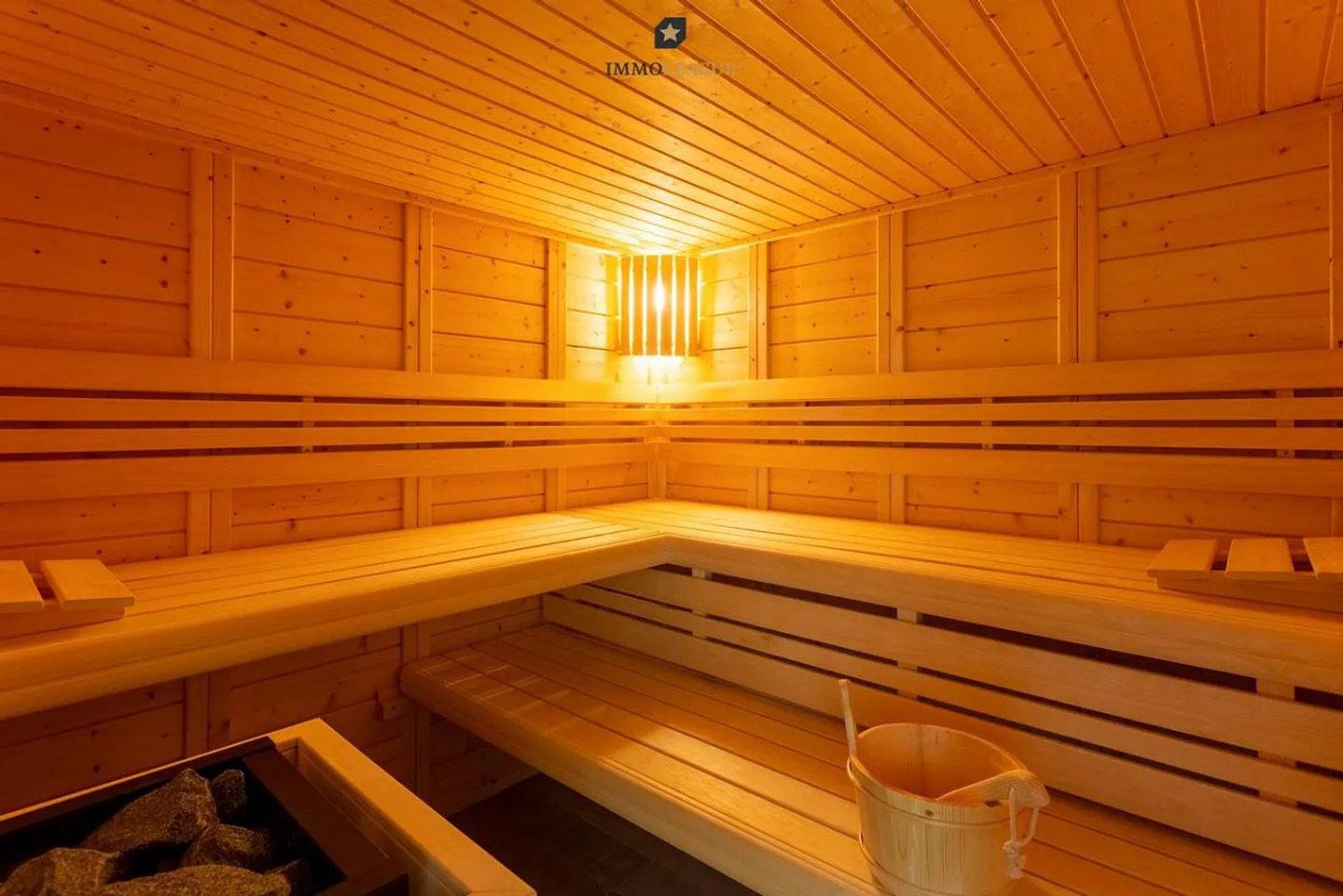 Modern Living Oasis with Beautiful Lake View. - Photo 6 of 13