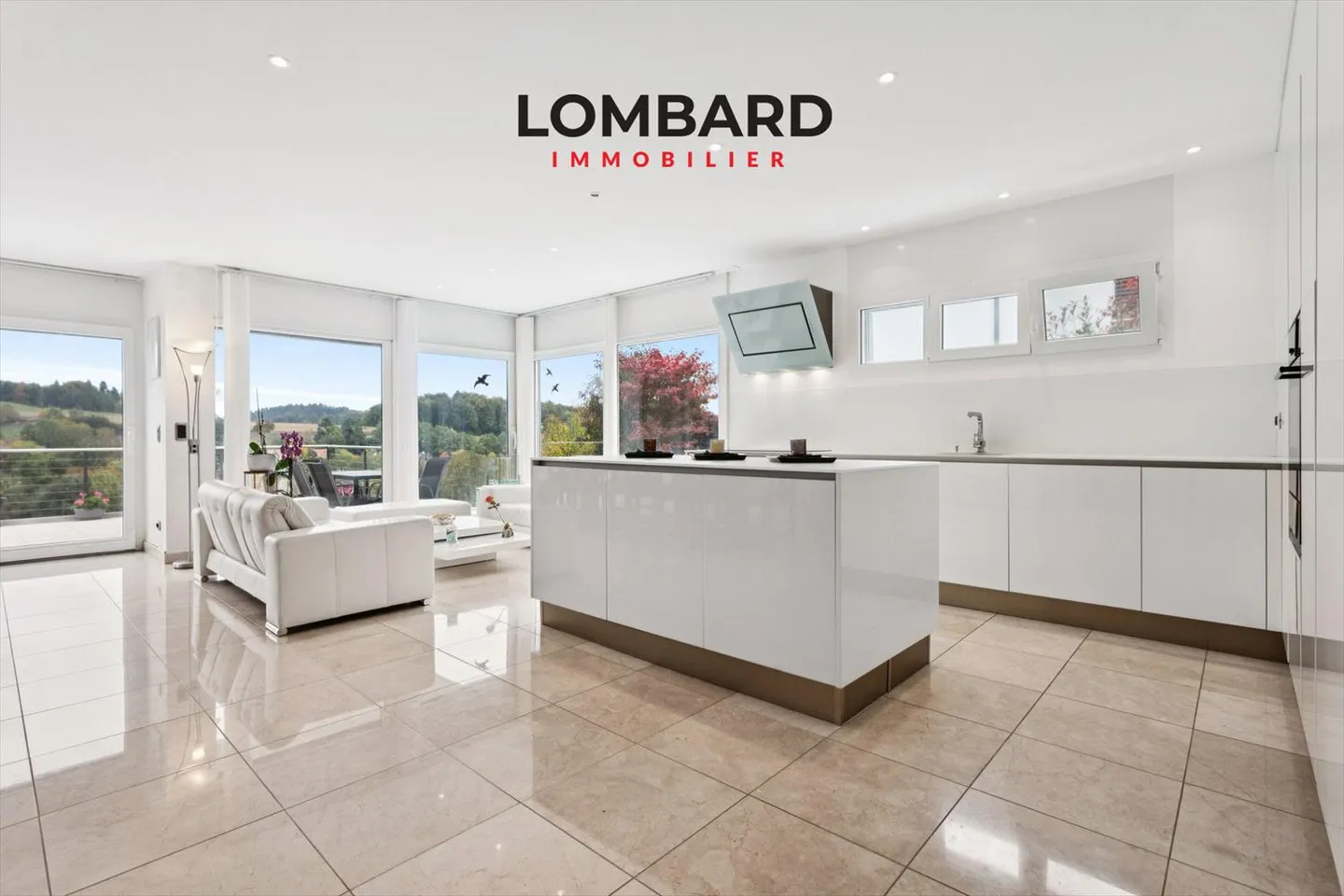 Spacious Modern 6.5-Room Villa - Photo 3 of 10