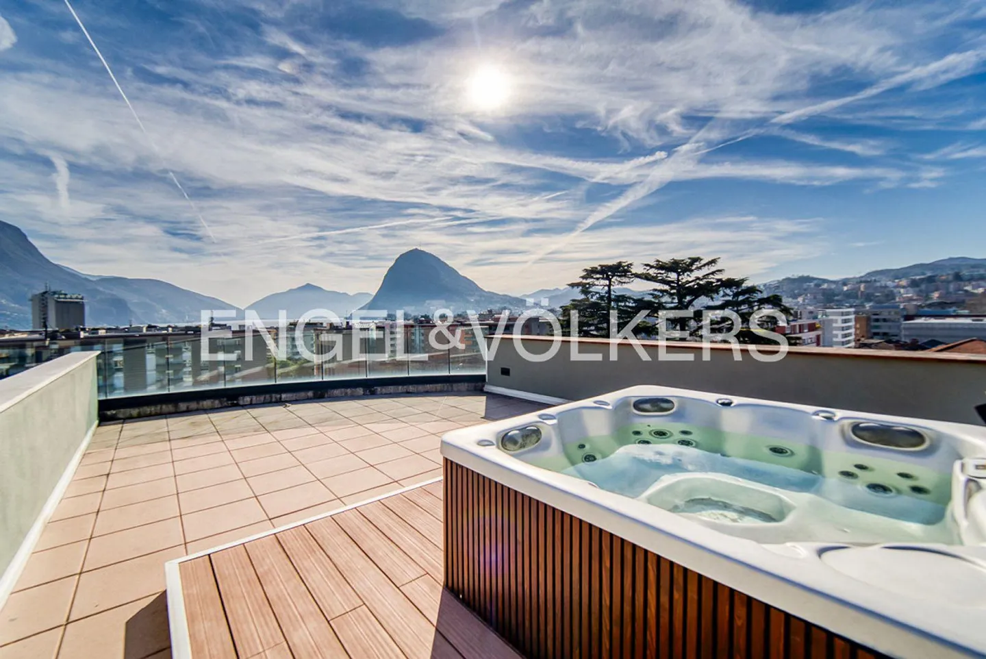 Beautiful Rooftop Terrace with Lake View - Photo 1 of 13