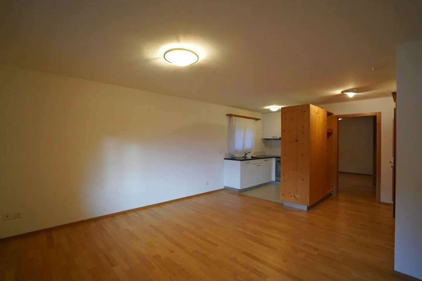 Appartement 2 pièces À LOUER POUR LONG TERME - Photo 3 sur 11