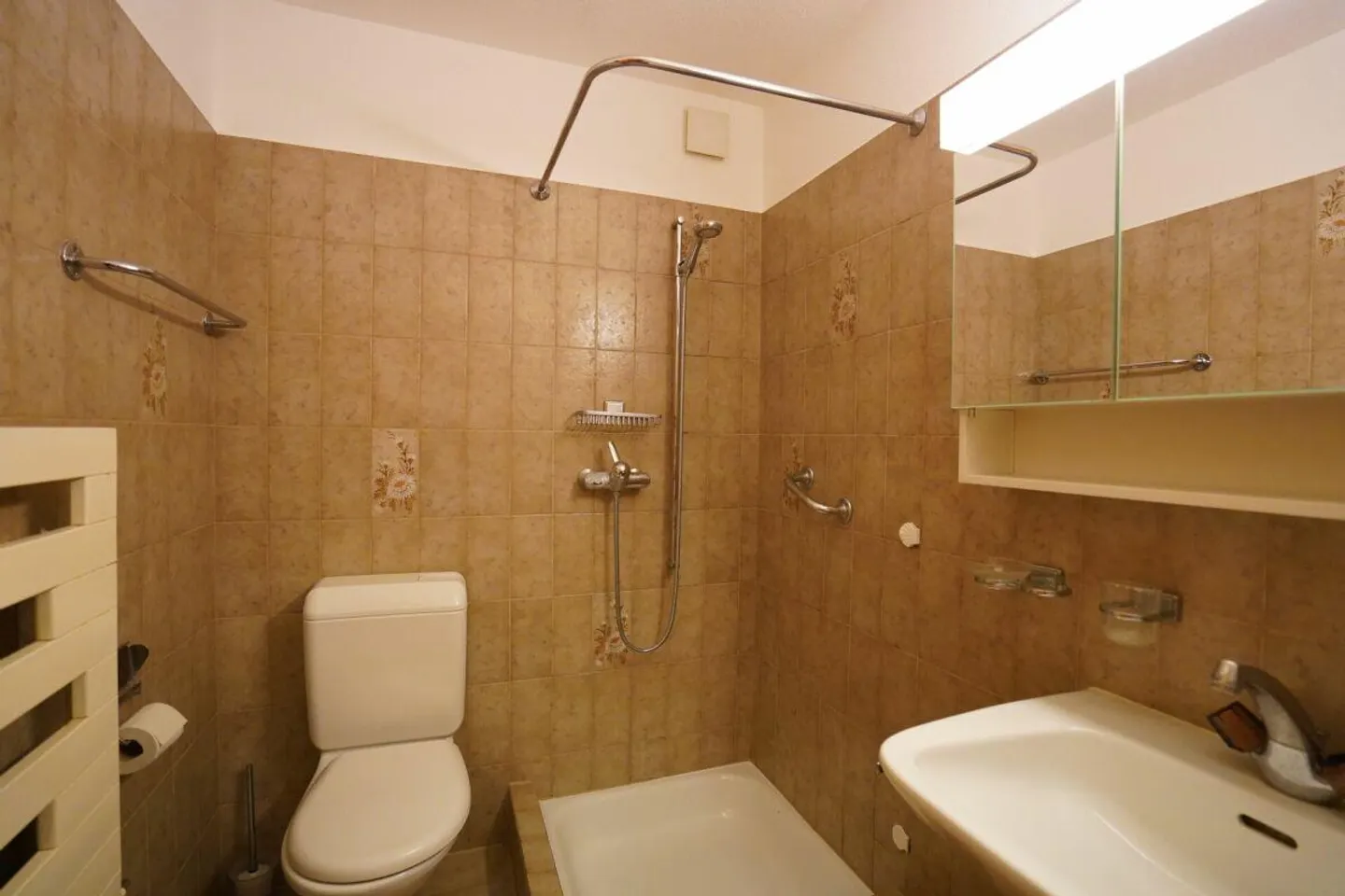 Appartement 2 pièces À LOUER POUR LONG TERME - Photo 8 sur 11