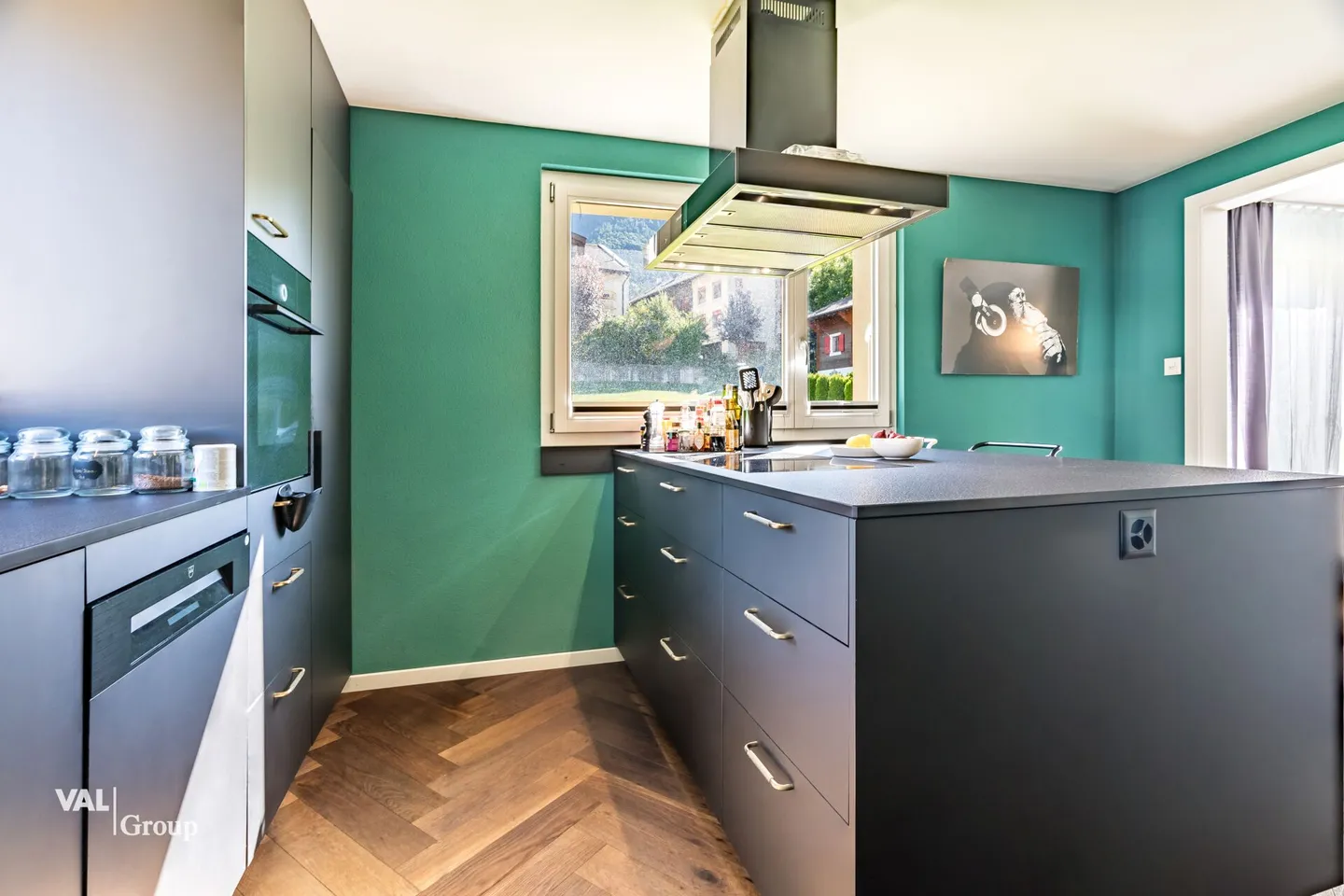 Centrally located, high-quality renovated - a home with character - Photo 7 of 18