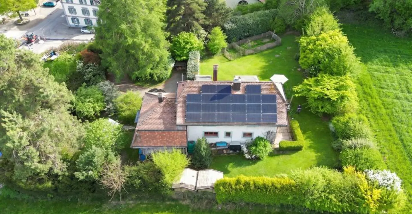 Charmantes Einfamilienhaus in der Natur - Foto 2 von 12