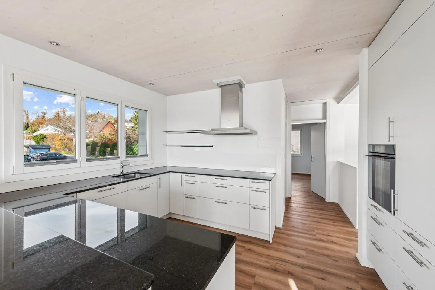 Recently renovated apartment in a quiet location - Photo 13 of 21