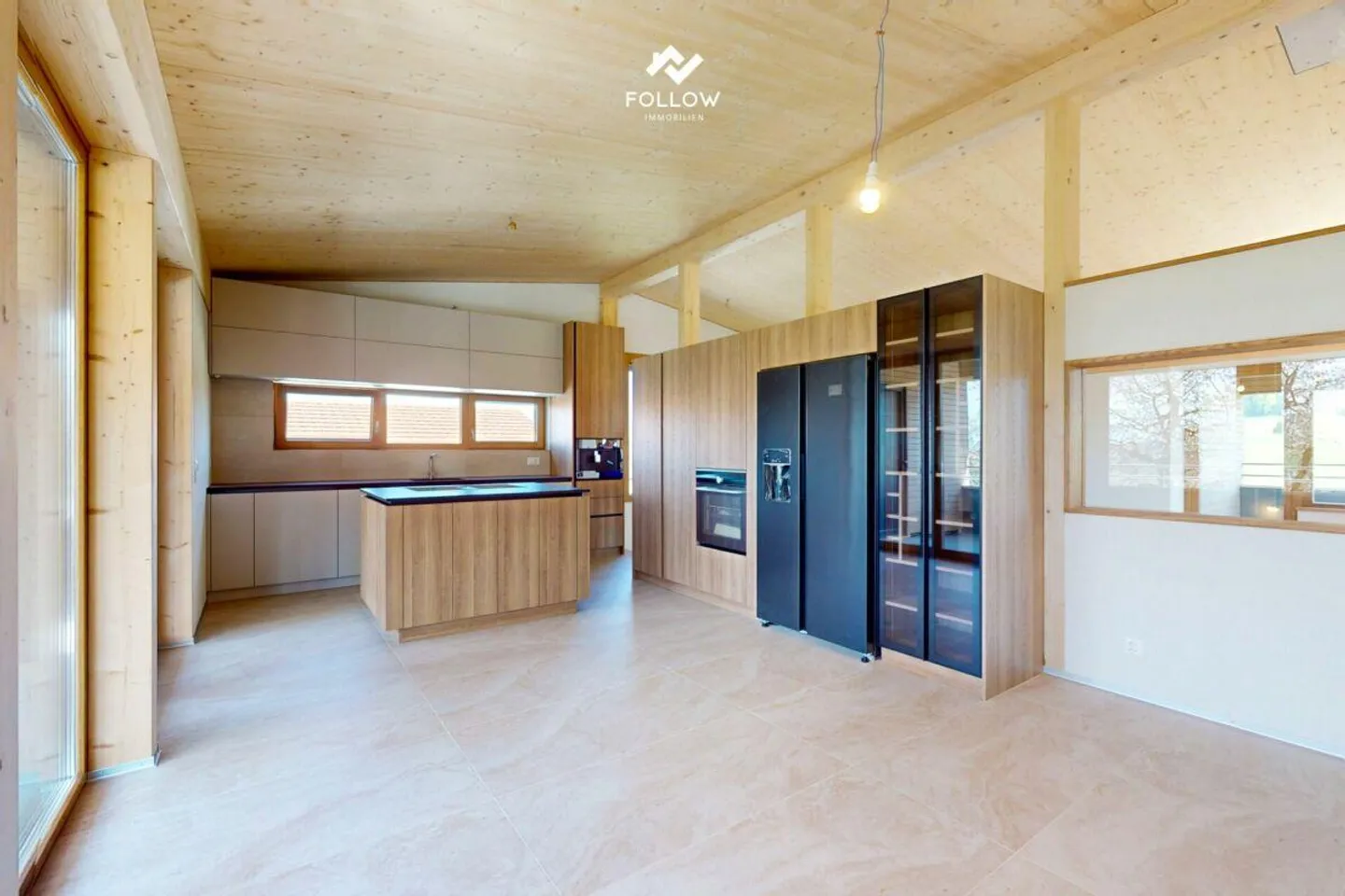 I am a home built with heart - and you can feel it in every detail. - Photo 6 of 15