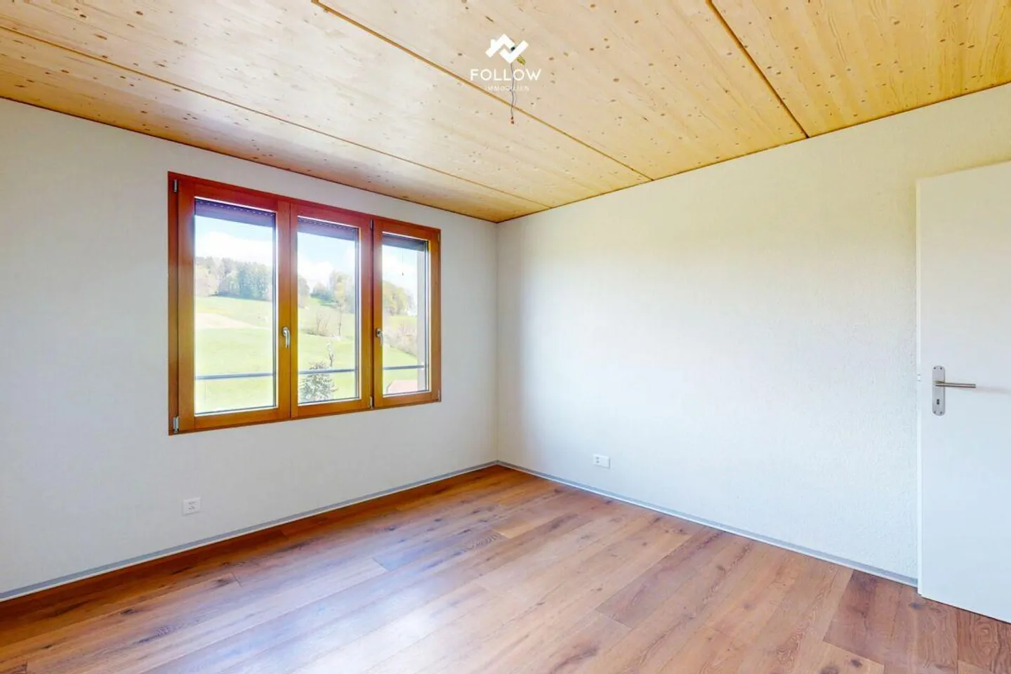 I am a home built with heart - and you can feel it in every detail. - Photo 11 of 15