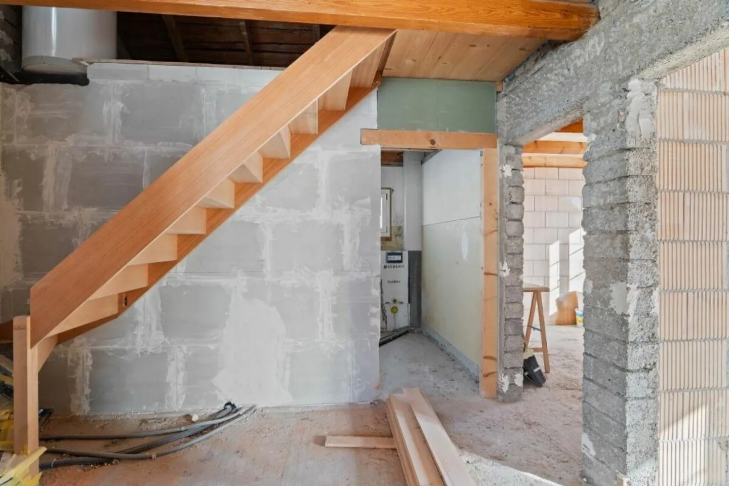 Maison bifamiliale dans la région de ski de Crans-Montana - Photo 15 sur 30