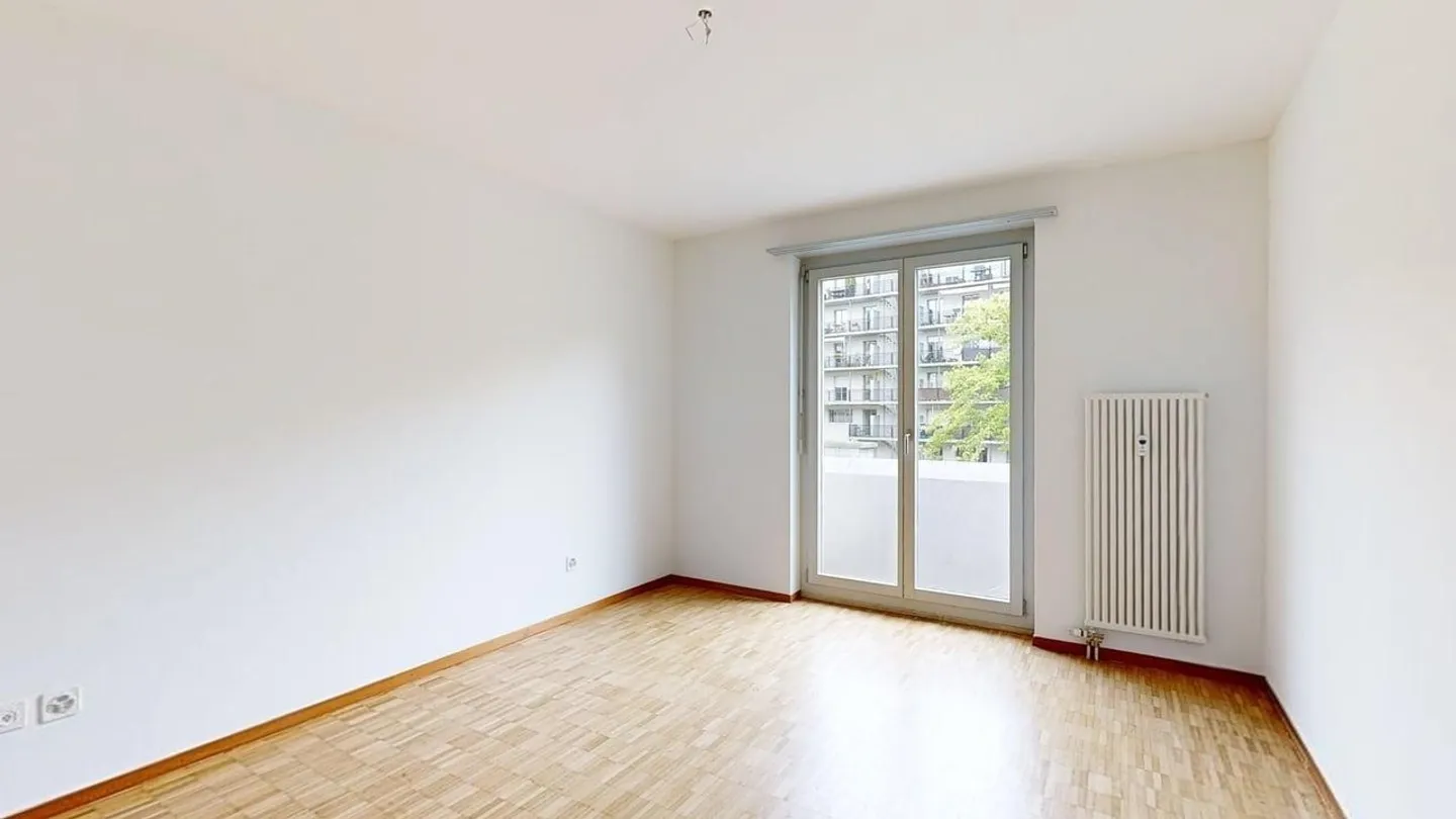 Felicità abitativa moderna con balcone - Foto 7 di 9
