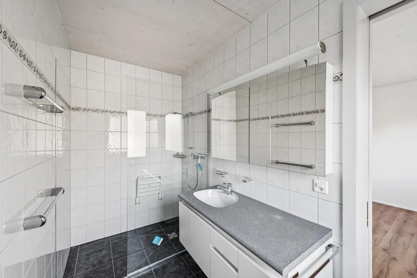 Recently renovated apartment in a quiet location - Photo 19 of 21