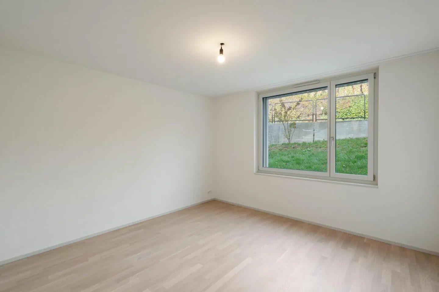 Modern and exclusive 4.5-room duplex apartment with generous space... - Photo 5 of 9