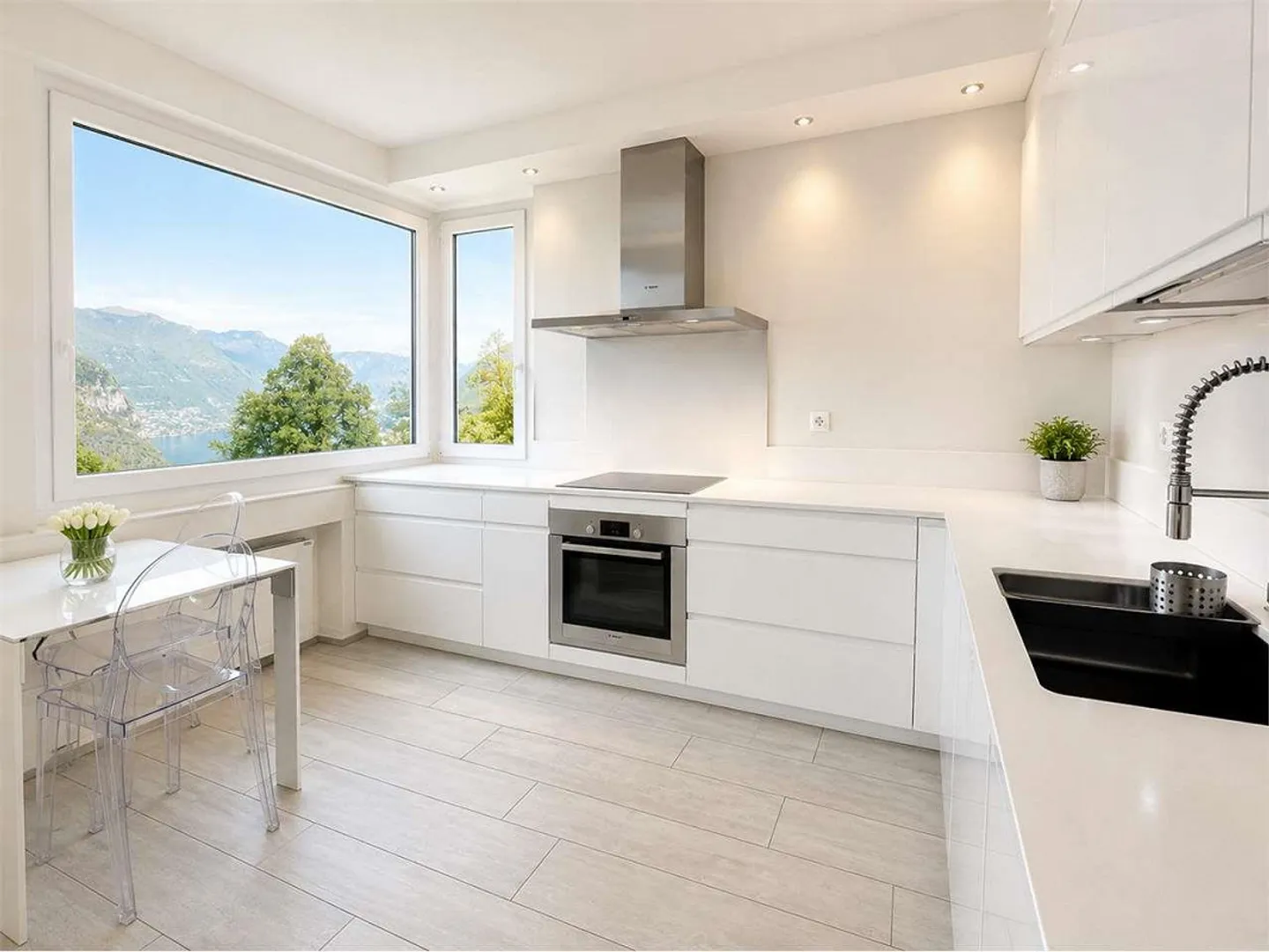 Modern apartment in Lugano with panoramic lake view - Photo 2 of 13