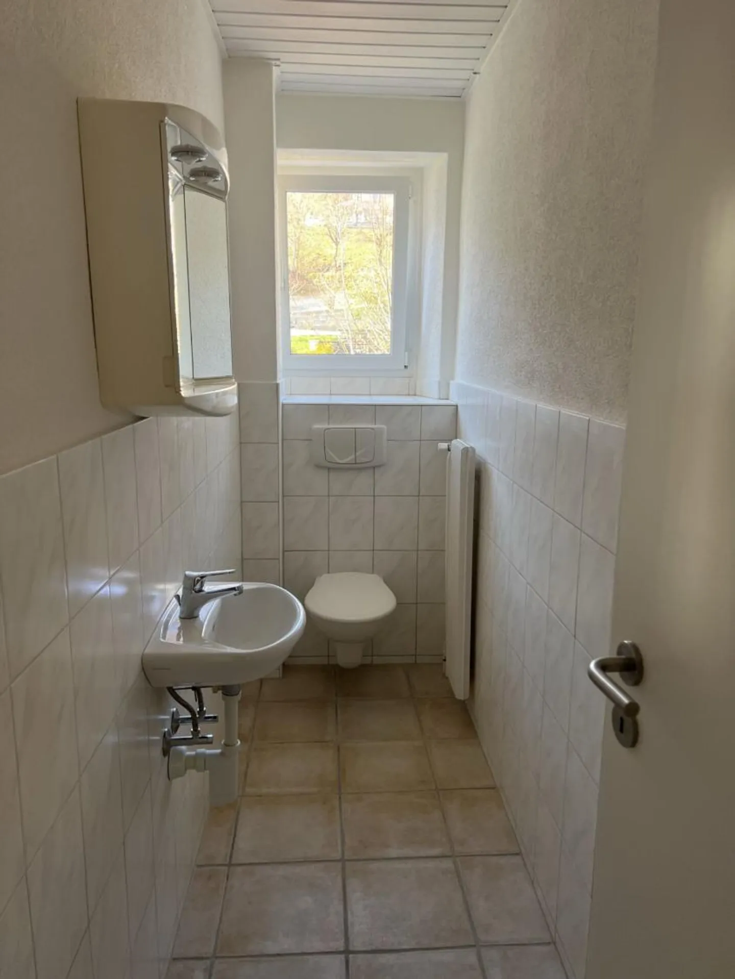 Tramelan, spacious and bright 3.5-room apartment with balcony - Photo 9 of 13