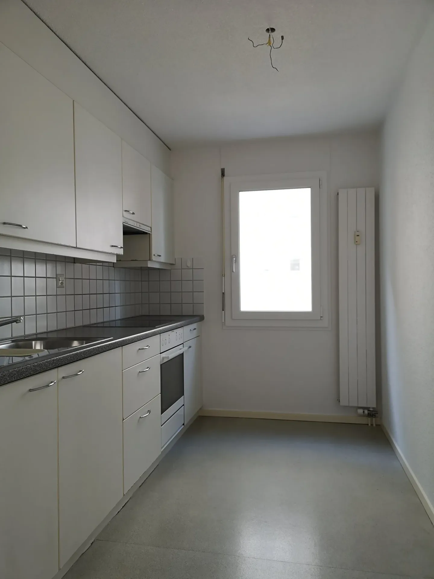 Appartamento 2,5 locali con balcone a Münsingen - Foto 3 di 4