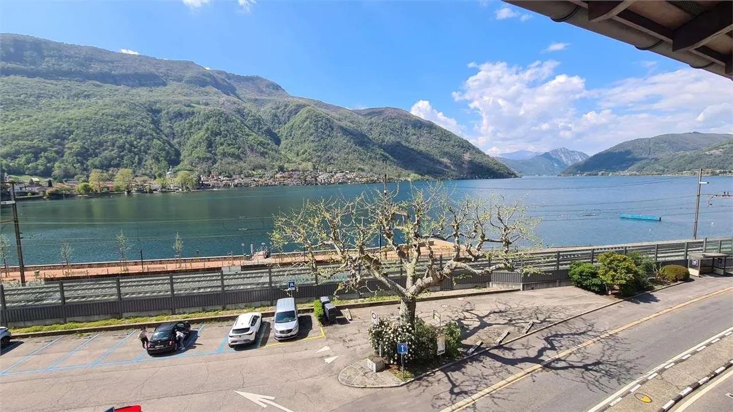 MENDRISIO CAPOLAGO: 3.5 LOC. LAKE VIEW - secondary - Photo 1 of 9