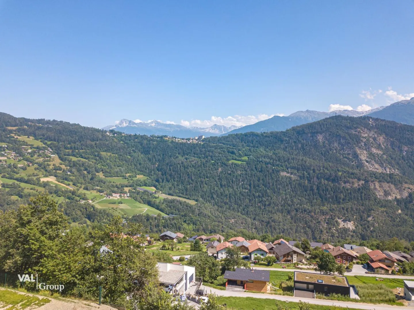 Maison moderne Minergie-P avec vue - Photo 6 sur 9