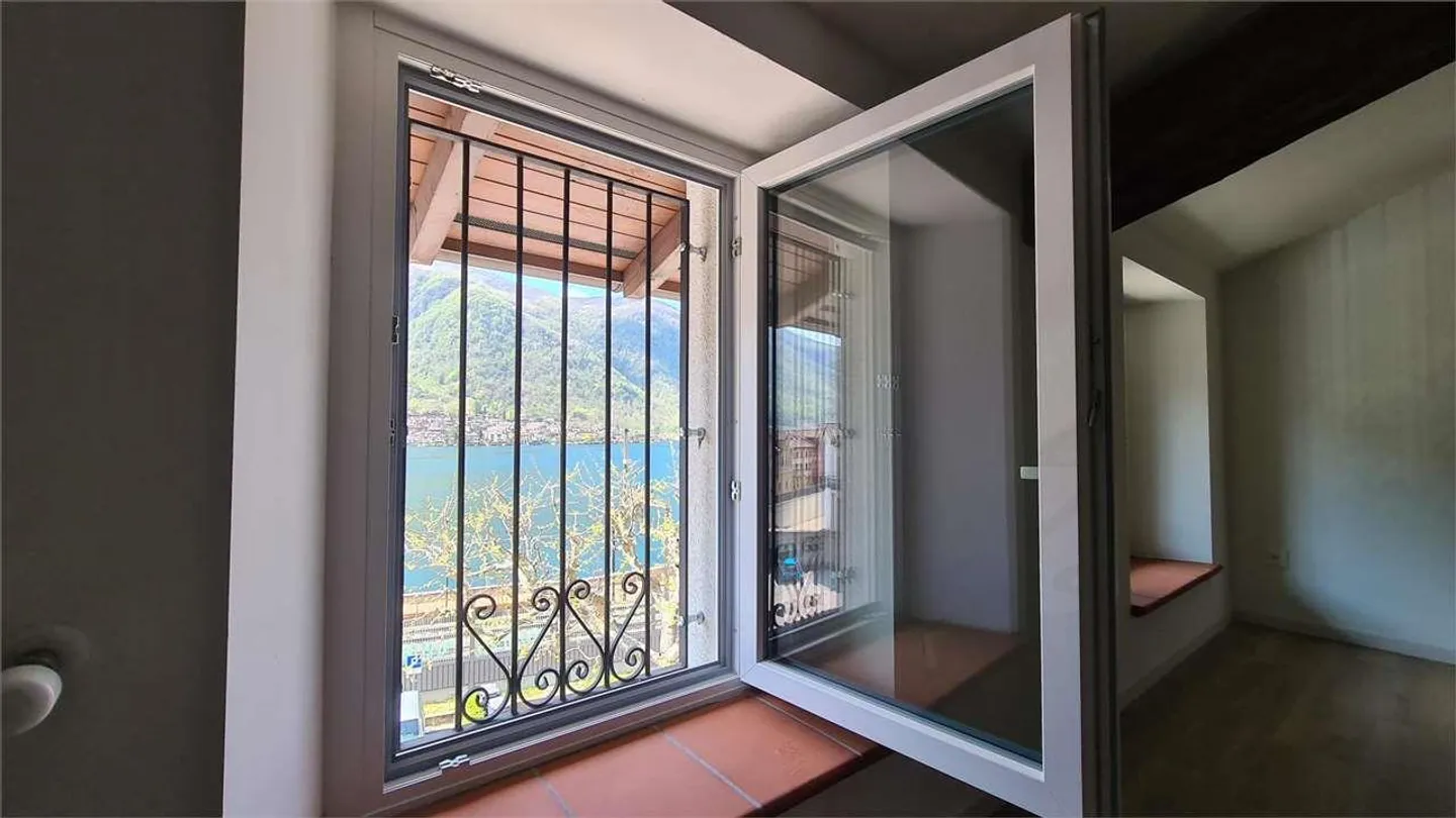 MENDRISIO CAPOLAGO: 3.5 LOC. LAKE VIEW - secondary - Photo 5 of 9