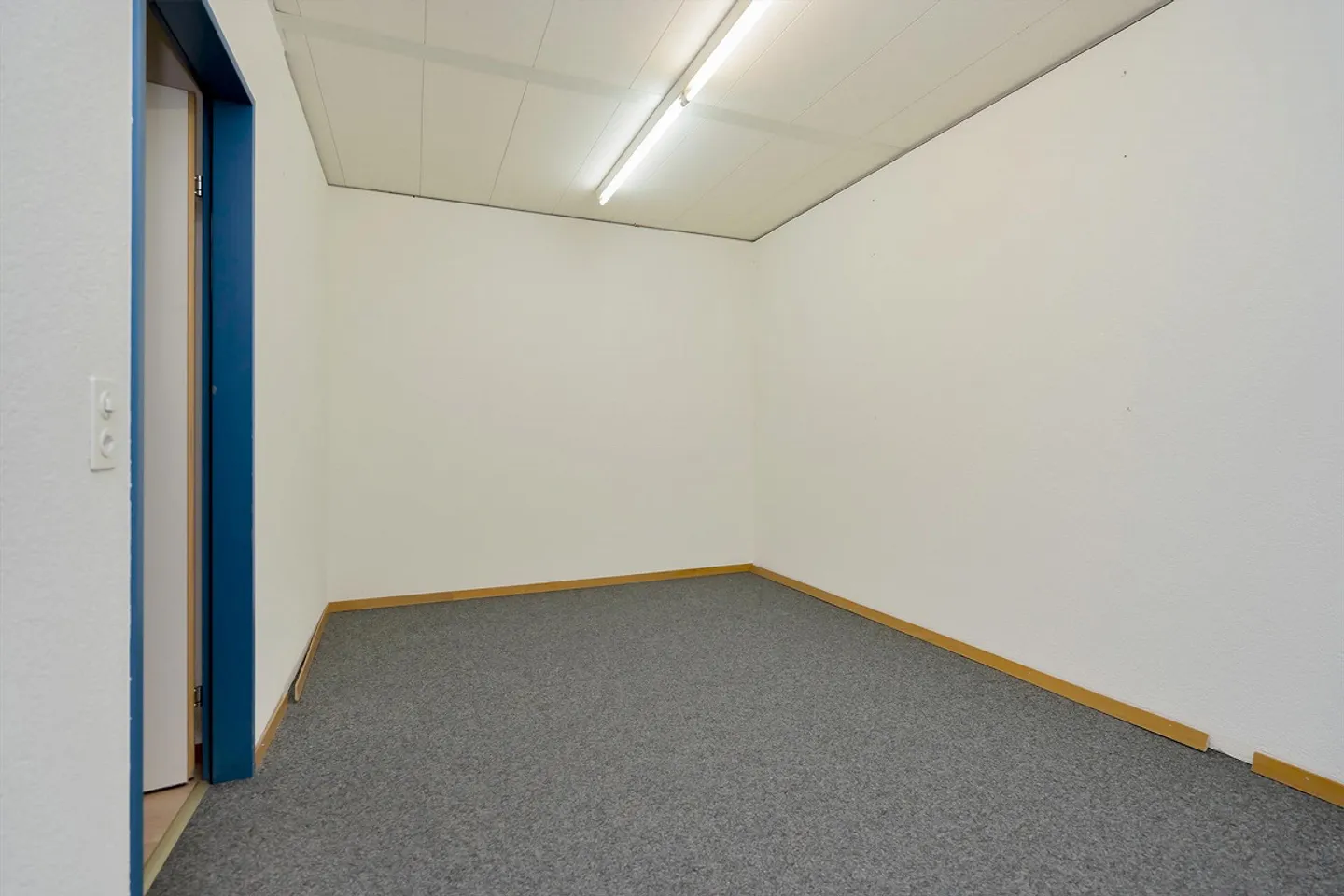 Ufficio o spazio commerciale - primi tre mesi gratuiti - Foto 11 di 24