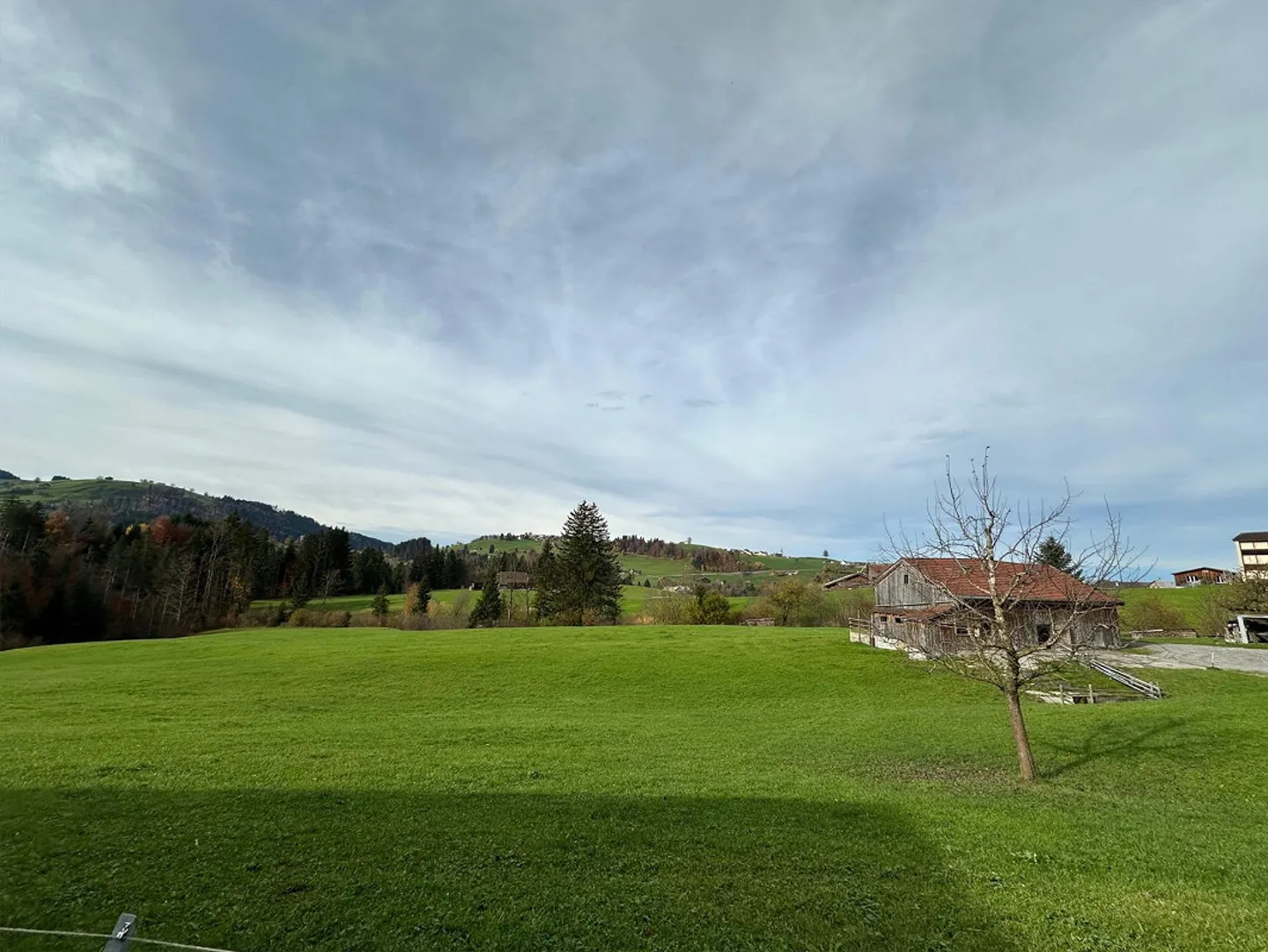 Prima occupazione, moderno, spazioso appartamento di 4.5 stanze, grande balcone (32m2) - Foto 6 di 11