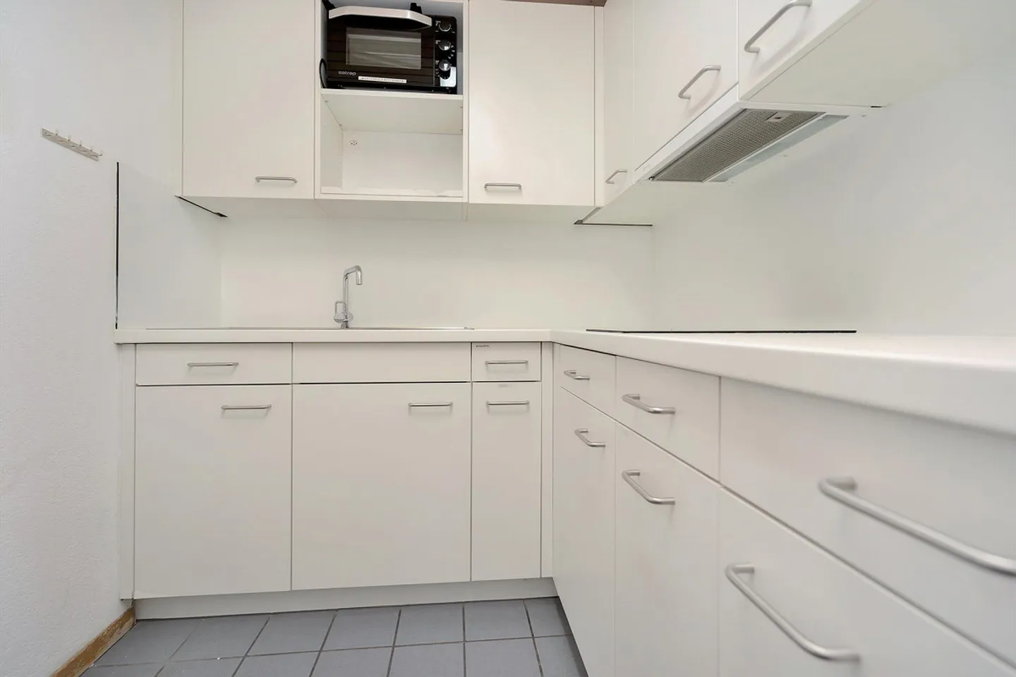 Ufficio o spazio commerciale - primi tre mesi gratuiti - Foto 13 di 24