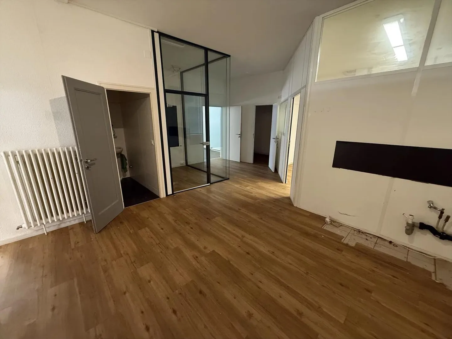 Espace Commercial Spacieux - Photo 5 sur 11