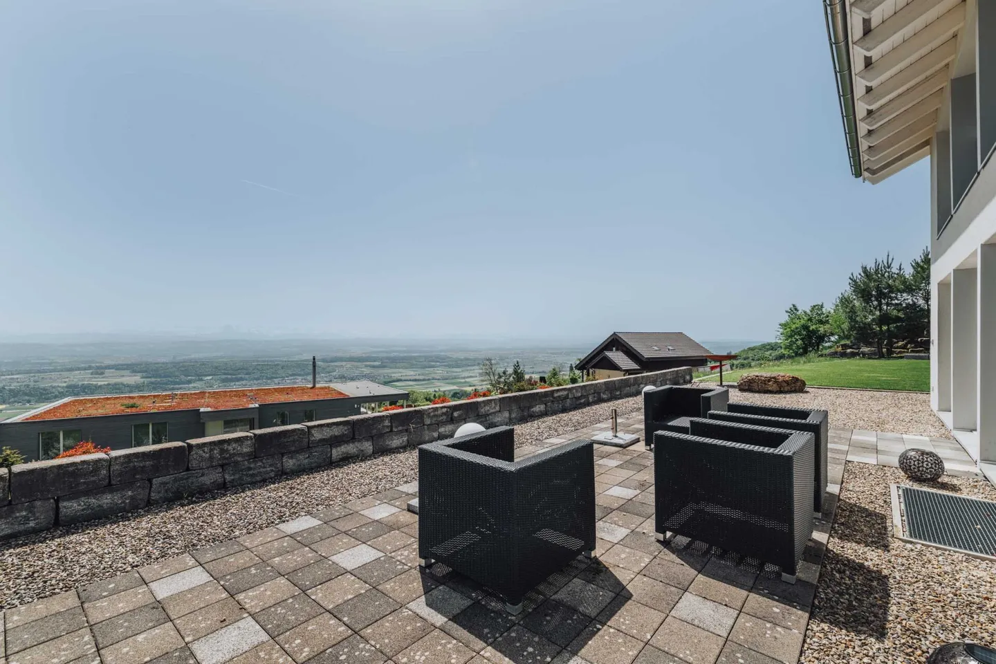 Villa unifamiliare con vista sulle Alpi - Foto 19 di 31