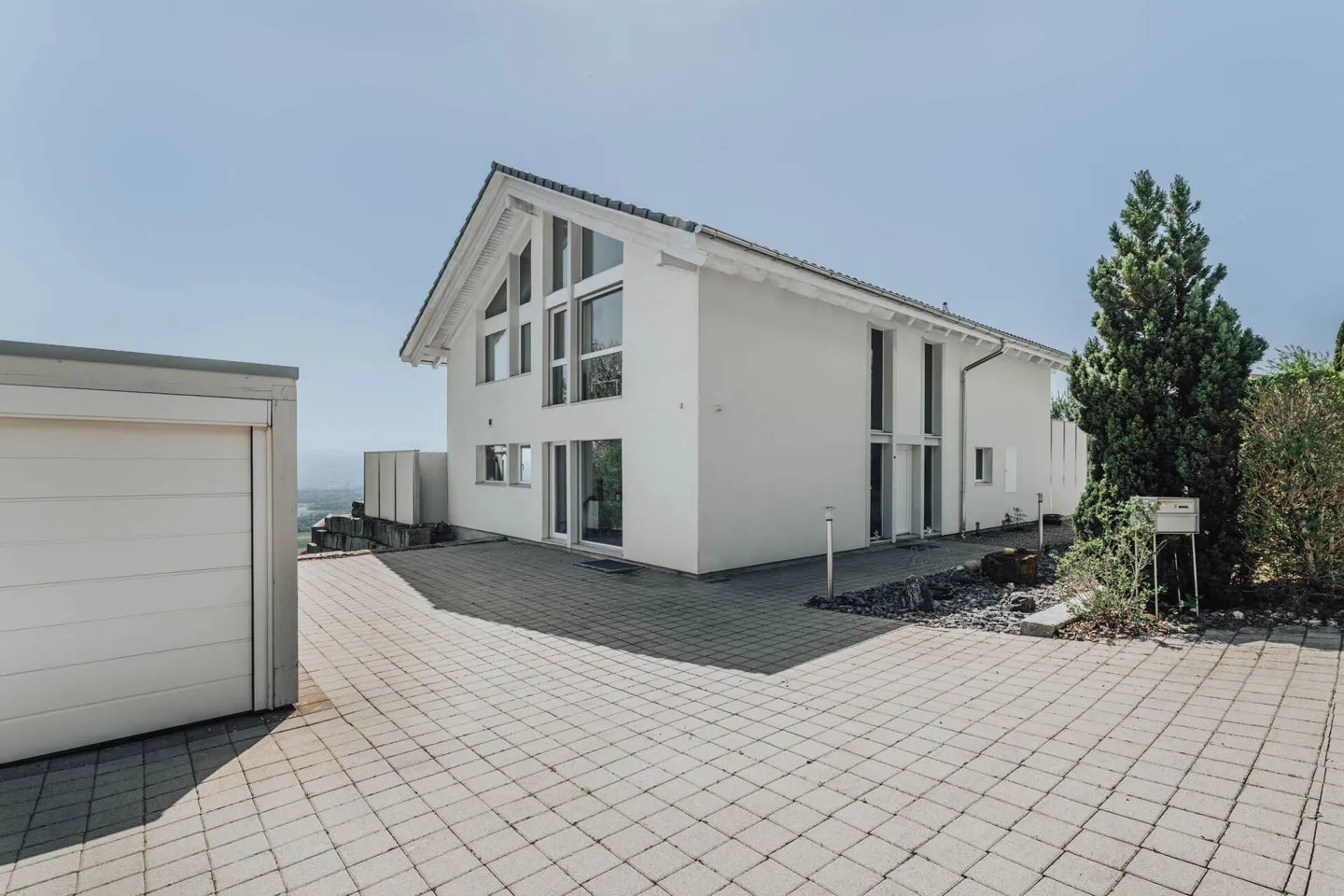 Villa unifamiliare con vista sulle Alpi - Foto 20 di 31