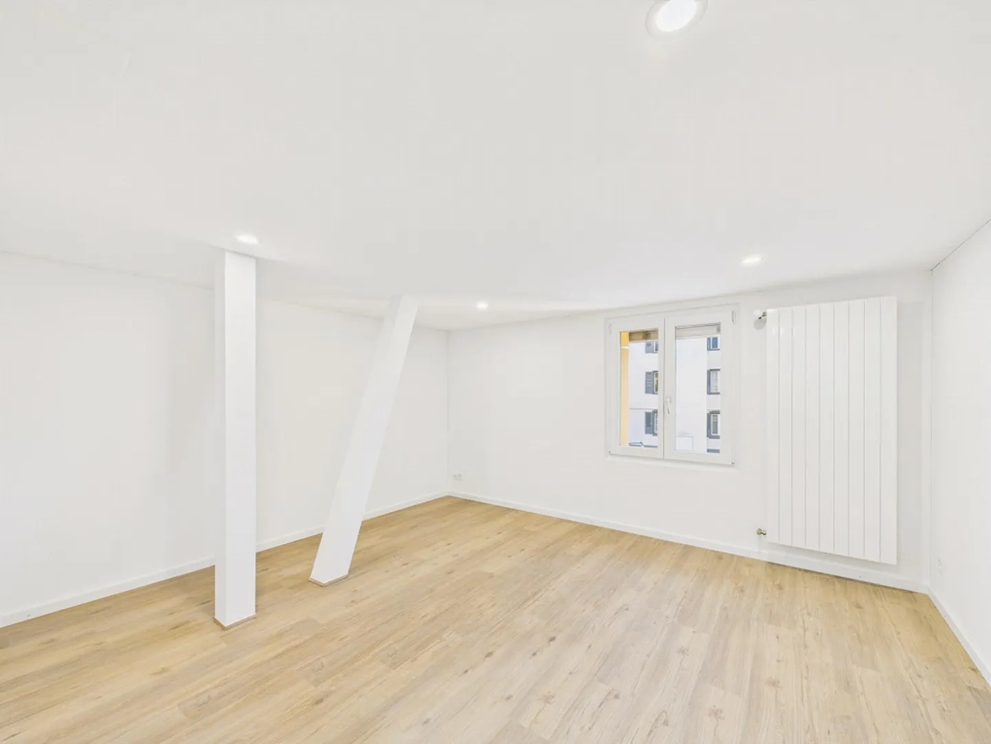 Modern multi-generational house with three separate apartments in a preferred location in Goldach (SG) - completely renovated, sunny and versatile - Photo 11 of 15