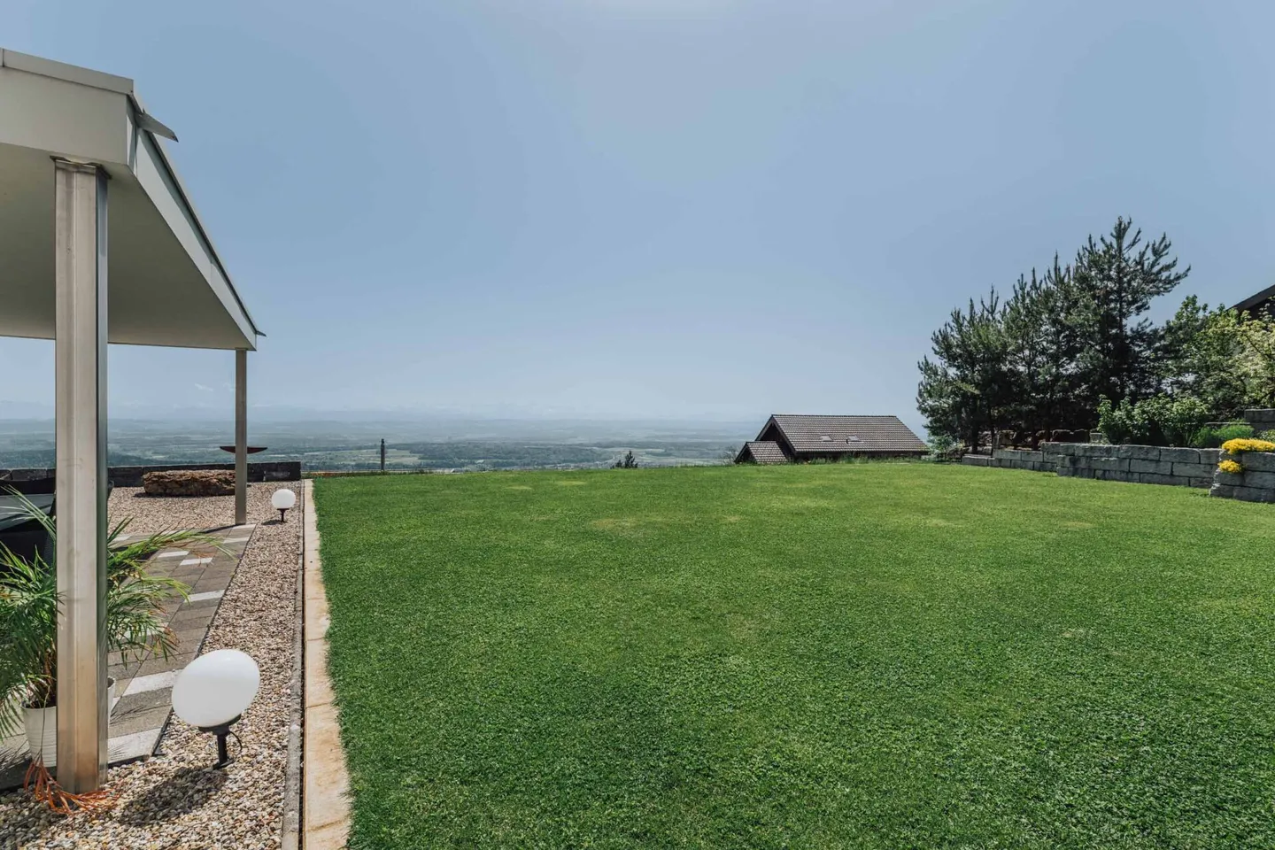 Villa unifamiliare con vista sulle Alpi - Foto 24 di 31