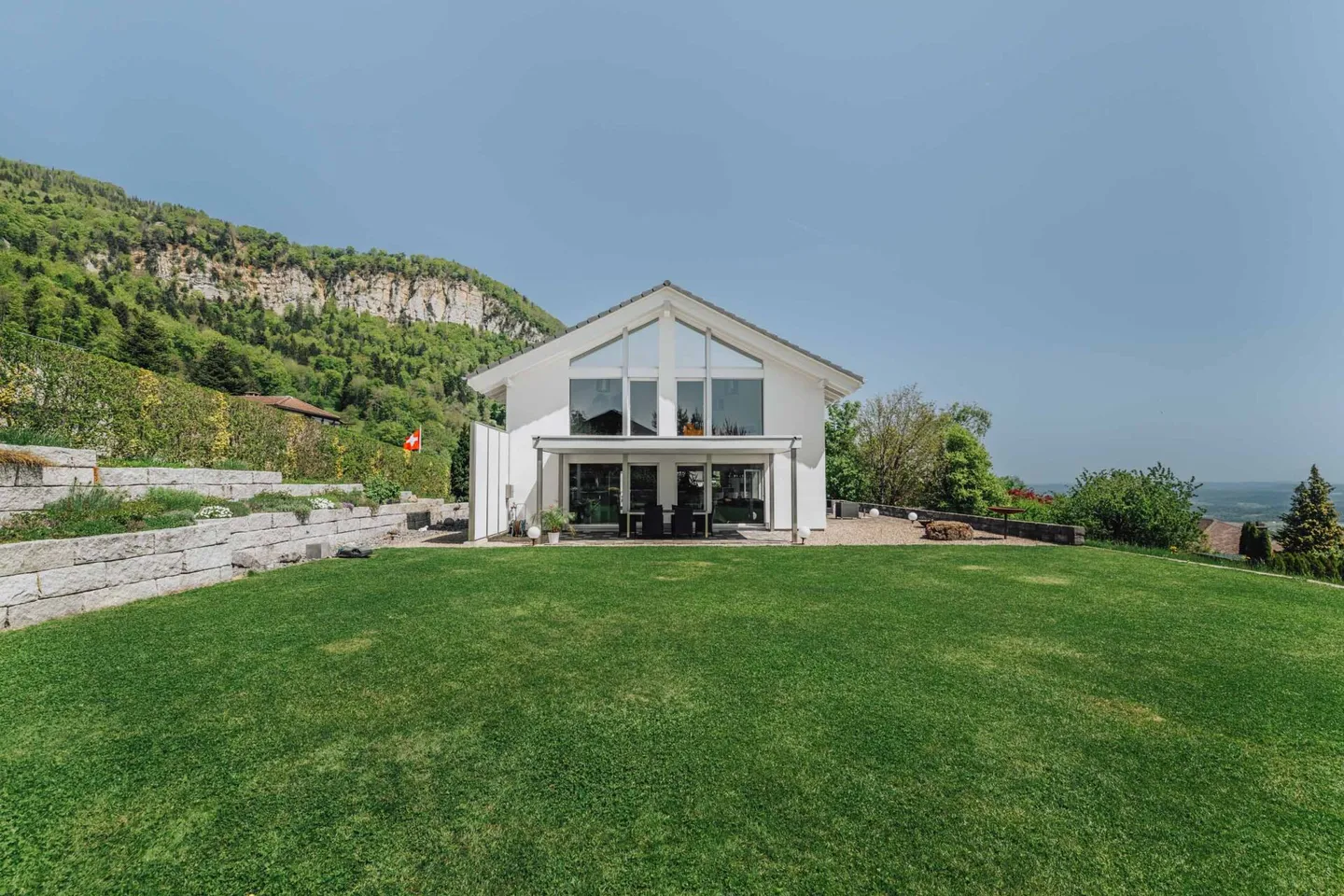 Villa unifamiliare con vista sulle Alpi - Foto 25 di 31