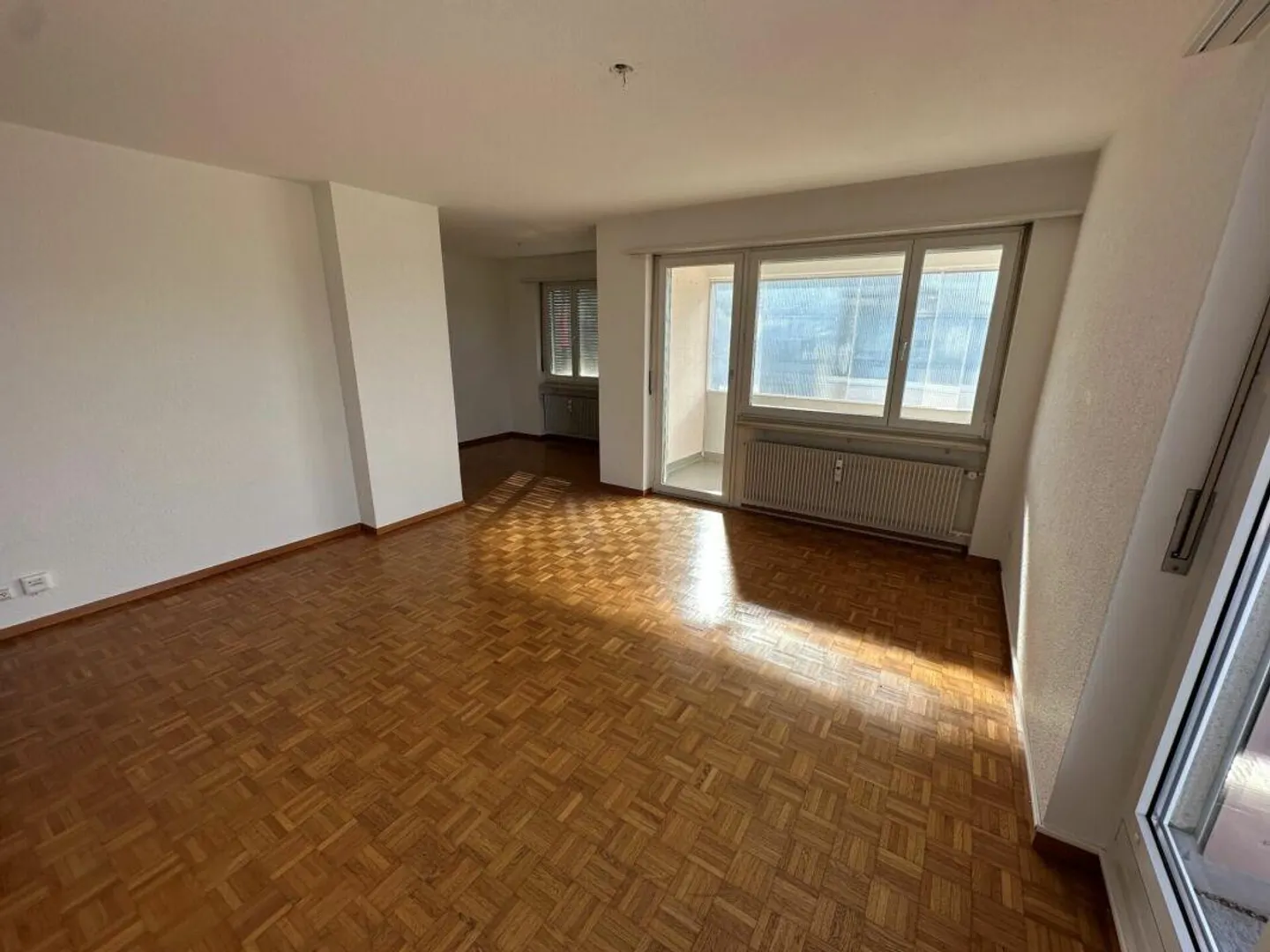Bella e accogliente appartamento di 3,5 stanze con una grande terrazza - Foto 5 di 16