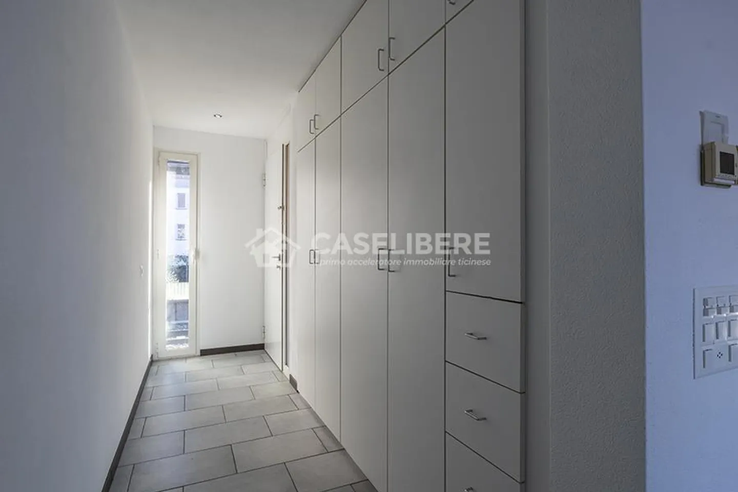 INCANTEVOLE ATTICO CON VISTA LAGO A PIAZZOGNA - Foto 19 di 19